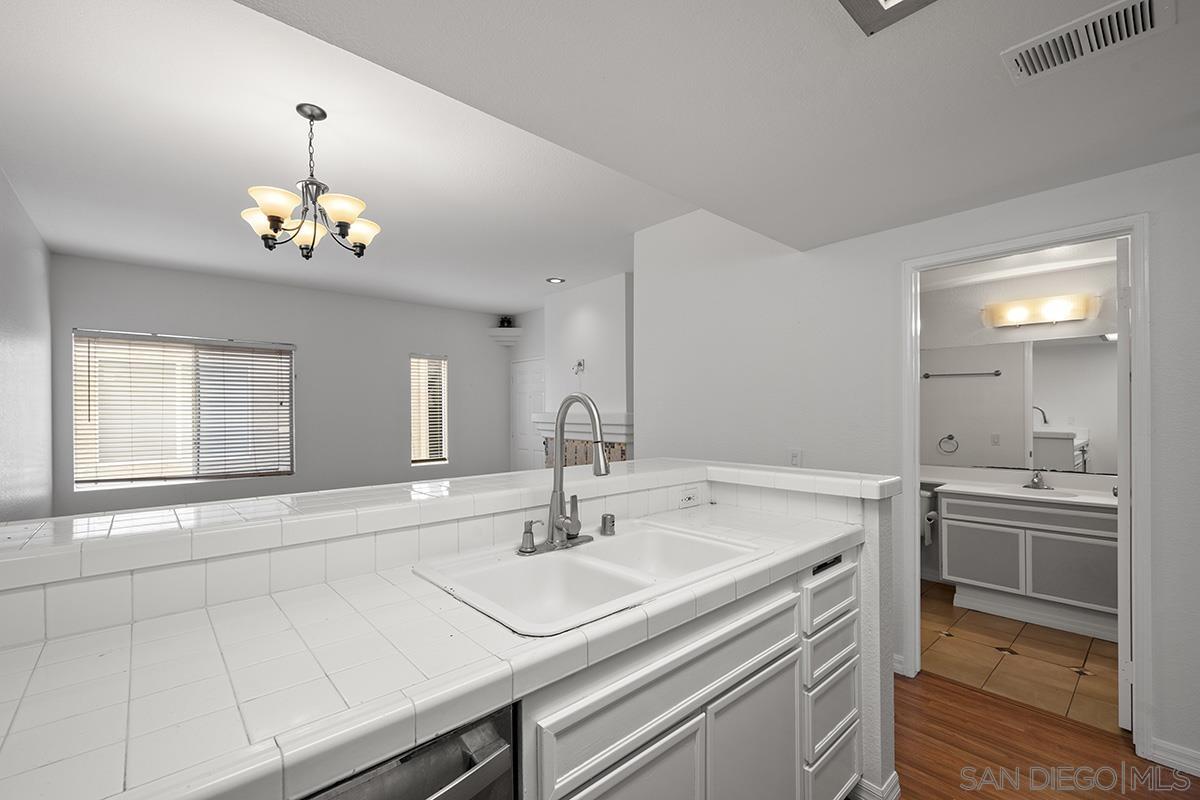 Detail Gallery Image 13 of 31 For 4357  Arizona St  #3,  San Diego,  CA 92104 - 2 Beds | 2 Baths