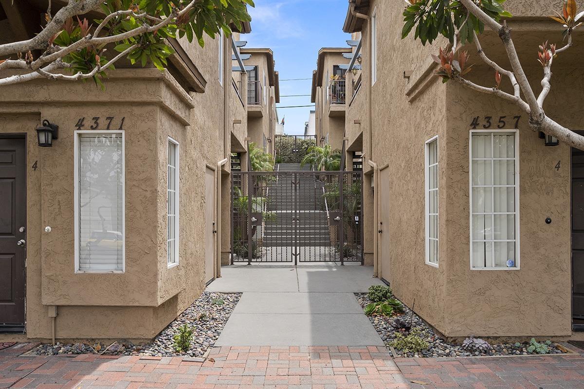 Detail Gallery Image 29 of 31 For 4357  Arizona St  #3,  San Diego,  CA 92104 - 2 Beds | 2 Baths