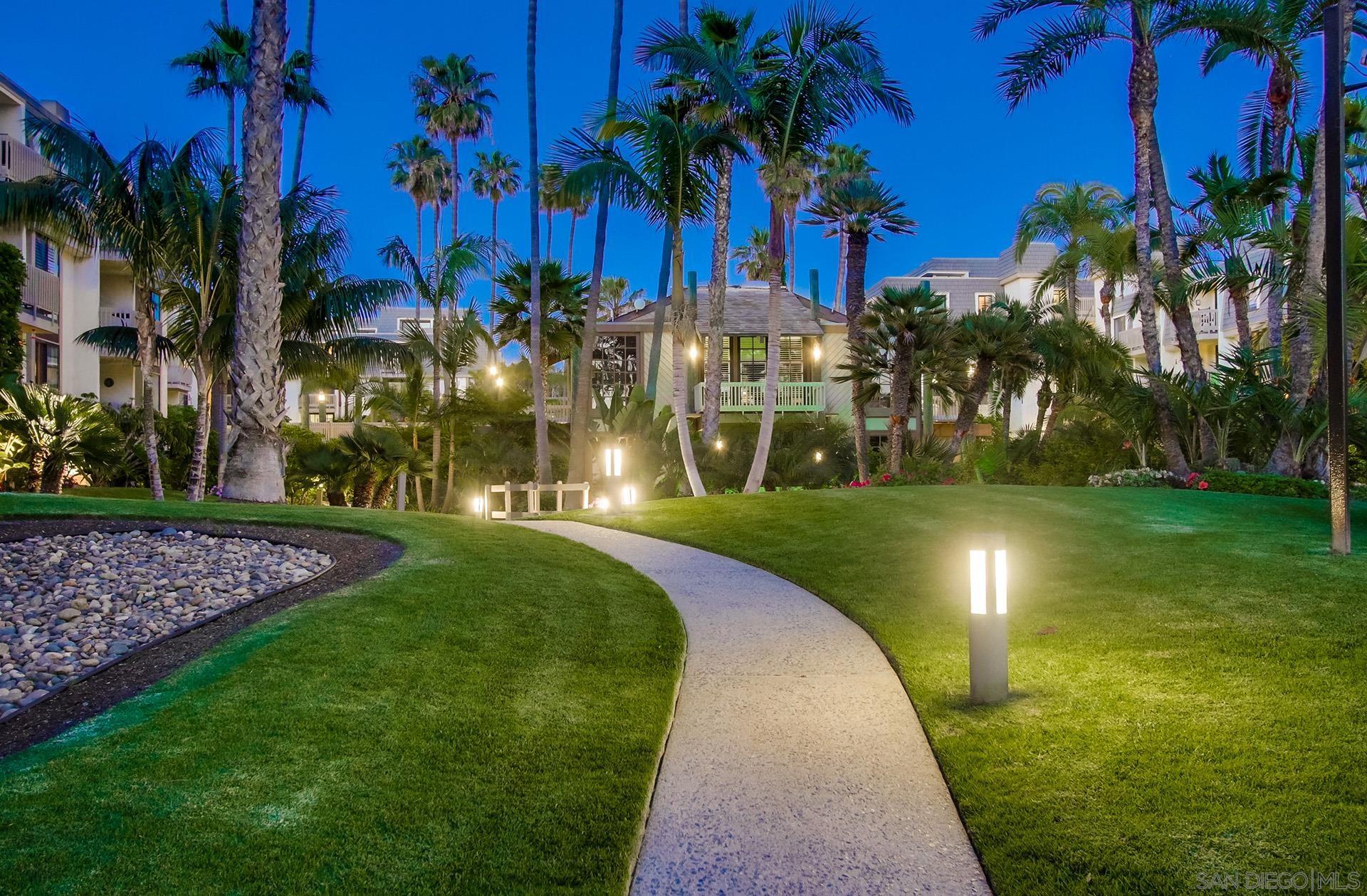 Detail Gallery Image 19 of 45 For 999 N Pacific St  #D011,  Oceanside,  CA 92054 - 1 Beds | 1 Baths