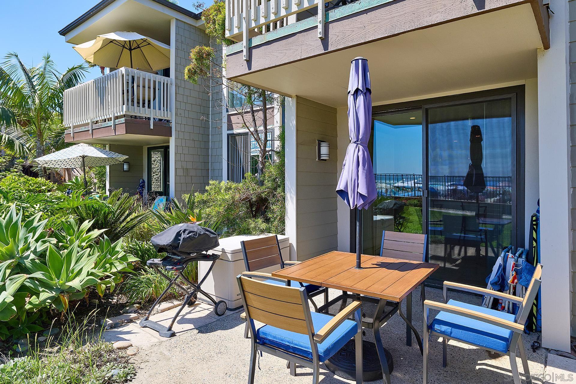 Detail Gallery Image 5 of 45 For 999 N Pacific St  #D011,  Oceanside,  CA 92054 - 1 Beds | 1 Baths