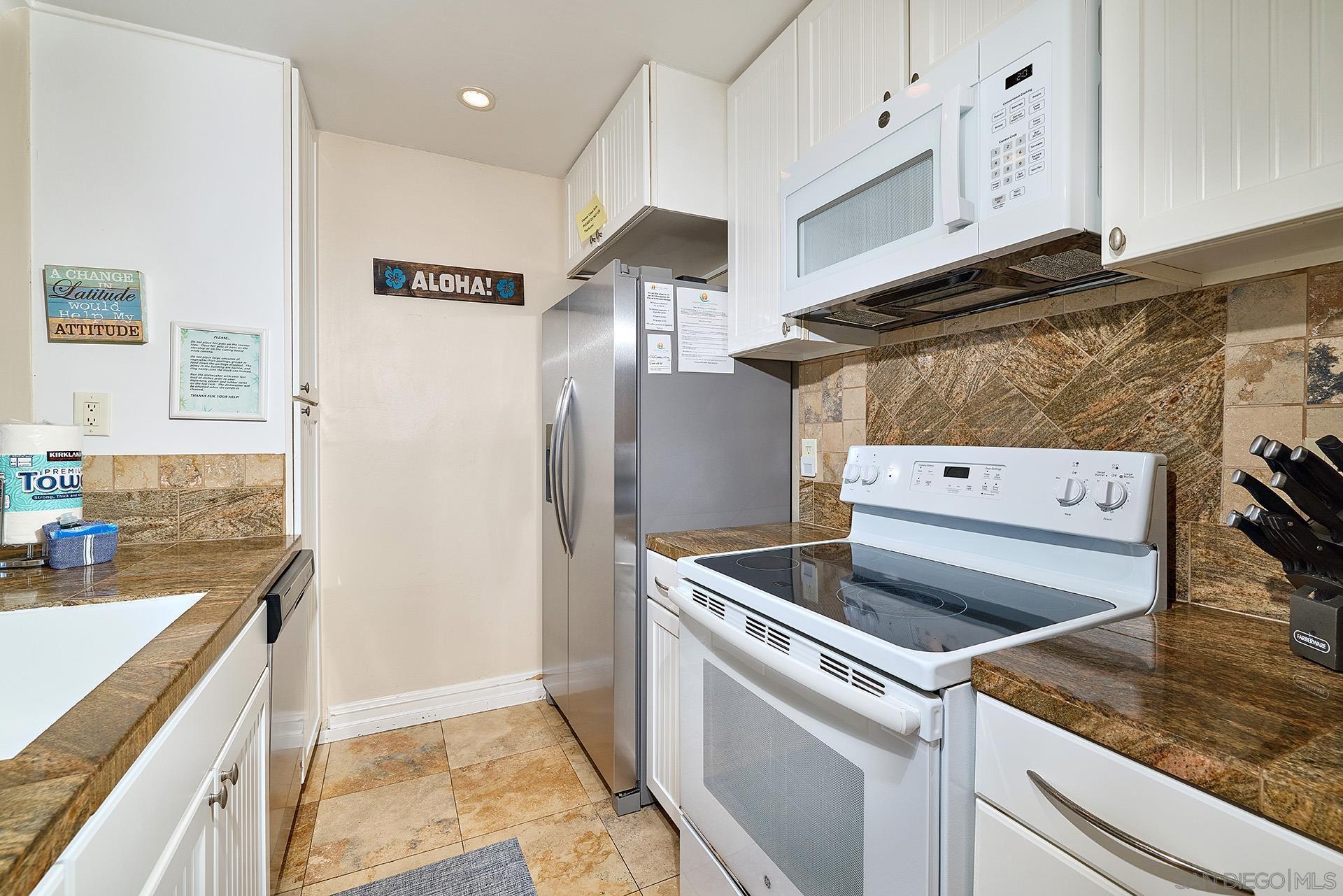 Detail Gallery Image 10 of 45 For 999 N Pacific St  #D011,  Oceanside,  CA 92054 - 1 Beds | 1 Baths