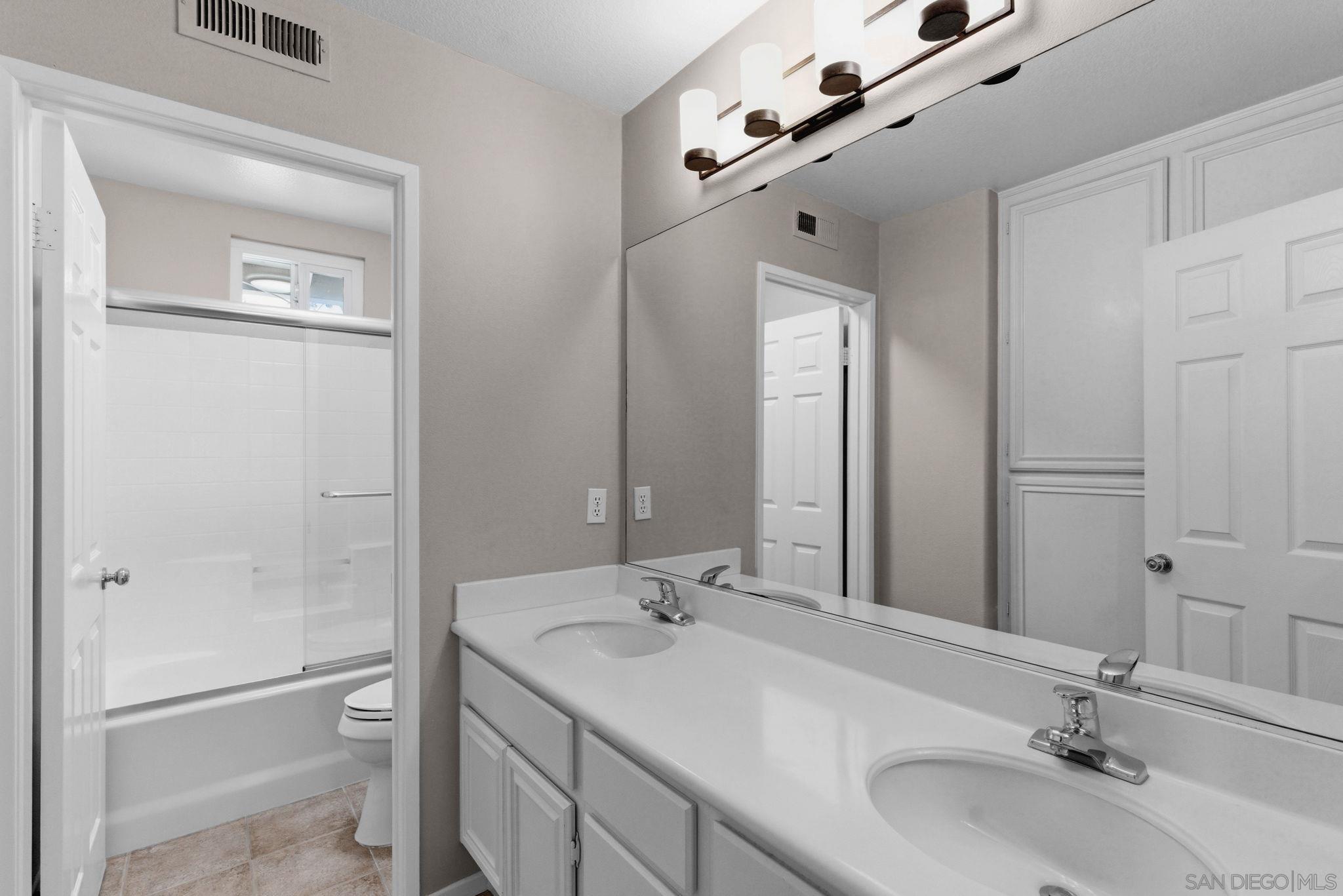 Detail Gallery Image 26 of 37 For 11815  Cypress Valley Dr, San Diego,  CA 92131 - 4 Beds | 3 Baths