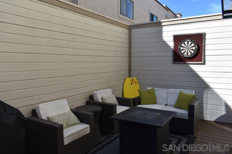 Detail Gallery Image 11 of 21 For 9290  Towne Centre Dr  #87,  San Diego,  CA 92121 - 2 Beds | 2/1 Baths