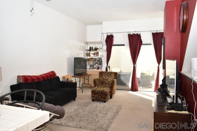 Detail Gallery Image 5 of 21 For 9290  Towne Centre Dr  #87,  San Diego,  CA 92121 - 2 Beds | 2/1 Baths