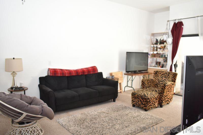 Detail Gallery Image 6 of 21 For 9290  Towne Centre Dr  #87,  San Diego,  CA 92121 - 2 Beds | 2/1 Baths