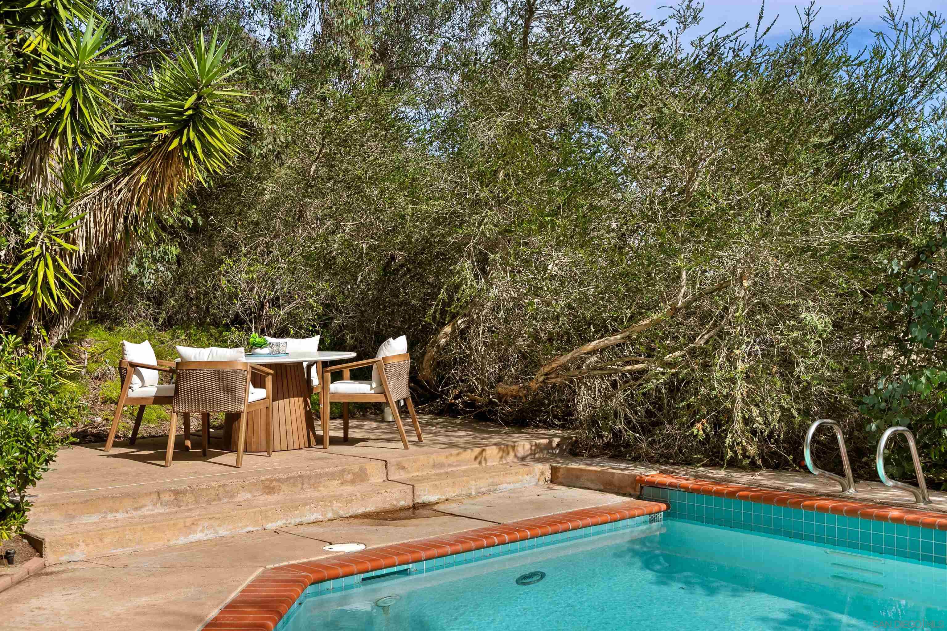 Detail Gallery Image 15 of 58 For 11495  Larmier Cir, San Diego,  CA 92131 - 4 Beds | 3 Baths