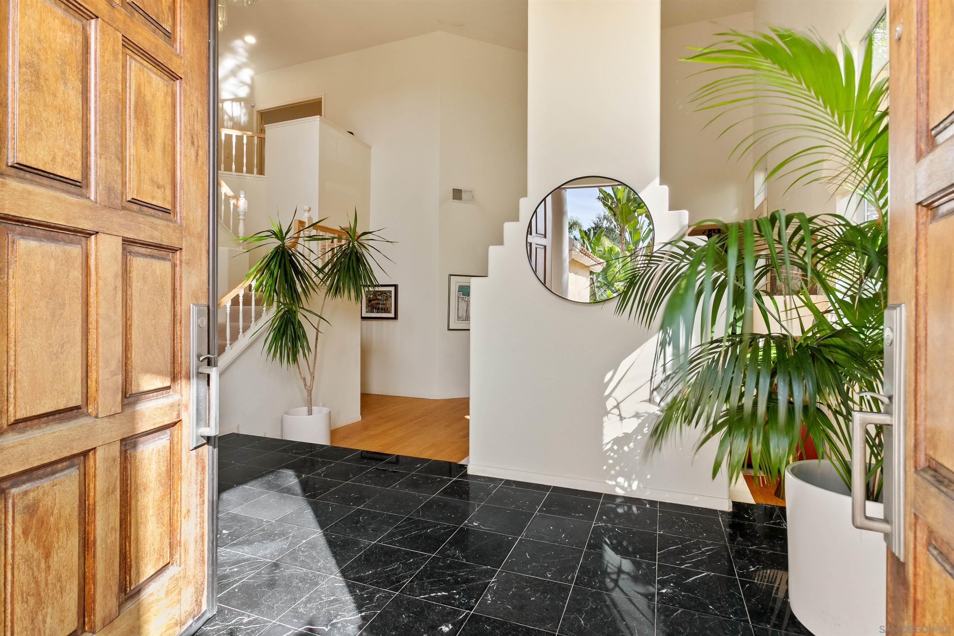 Detail Gallery Image 17 of 58 For 11495  Larmier Cir, San Diego,  CA 92131 - 4 Beds | 3 Baths