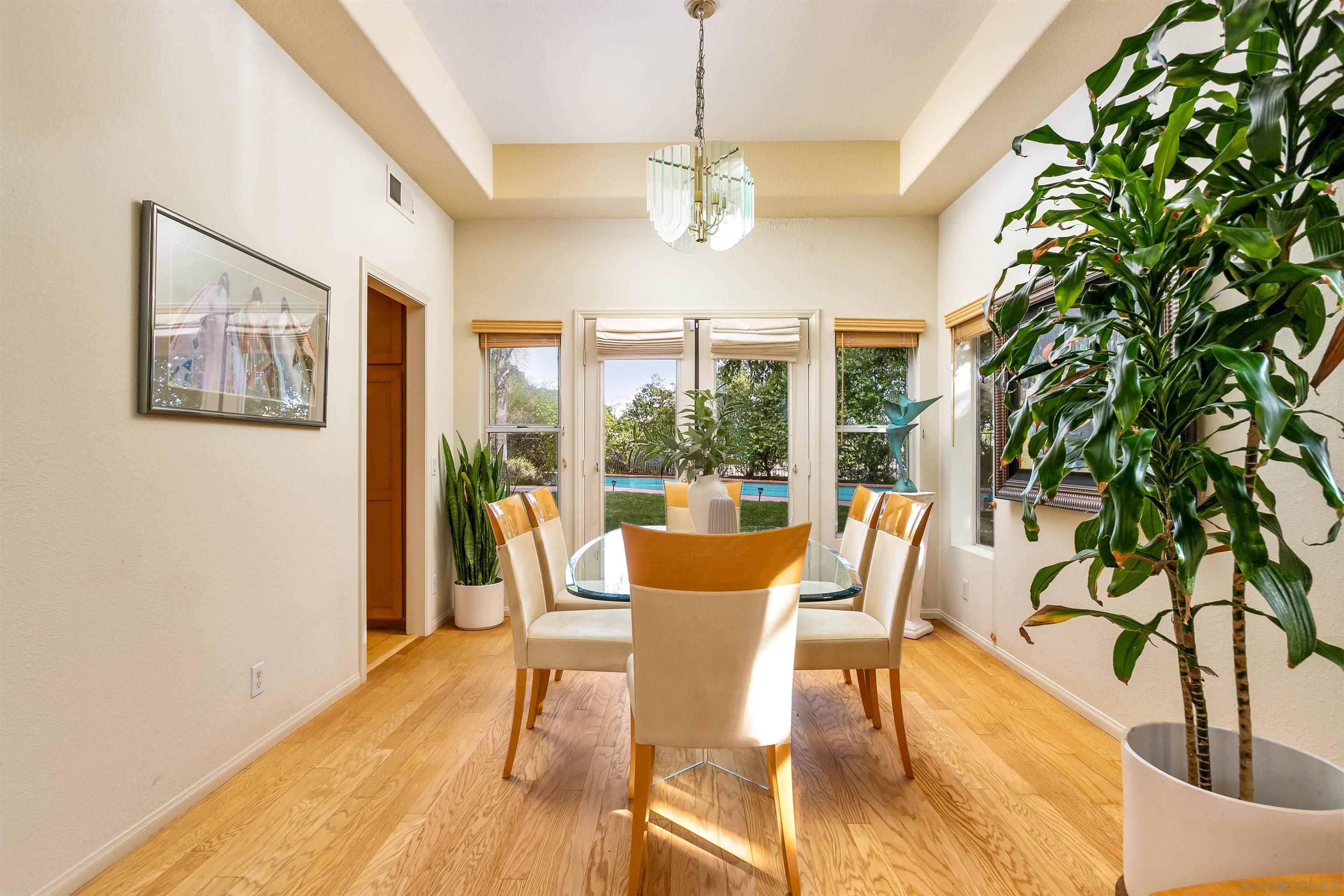 Detail Gallery Image 18 of 58 For 11495  Larmier Cir, San Diego,  CA 92131 - 4 Beds | 3 Baths