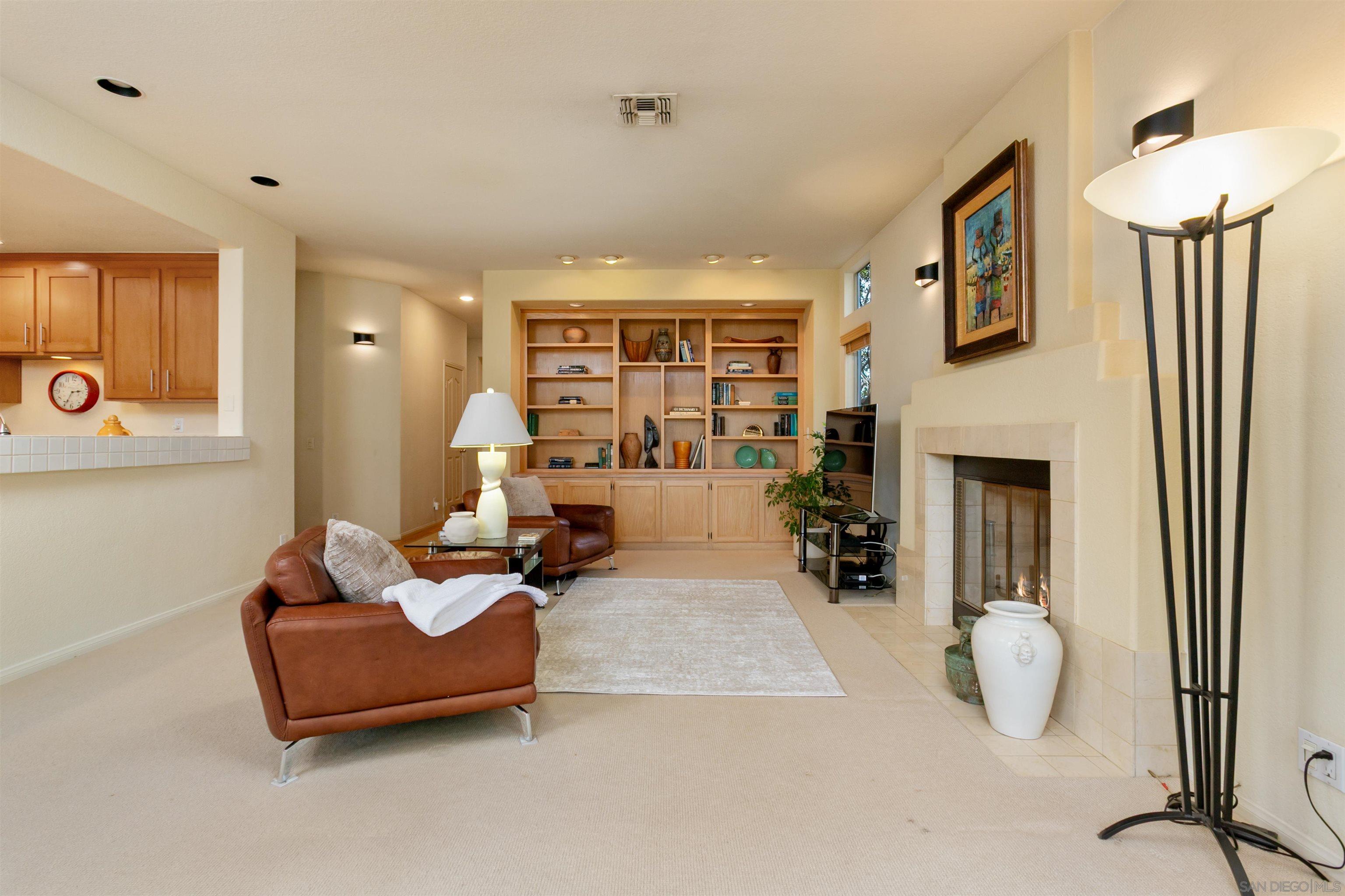 Detail Gallery Image 25 of 58 For 11495  Larmier Cir, San Diego,  CA 92131 - 4 Beds | 3 Baths