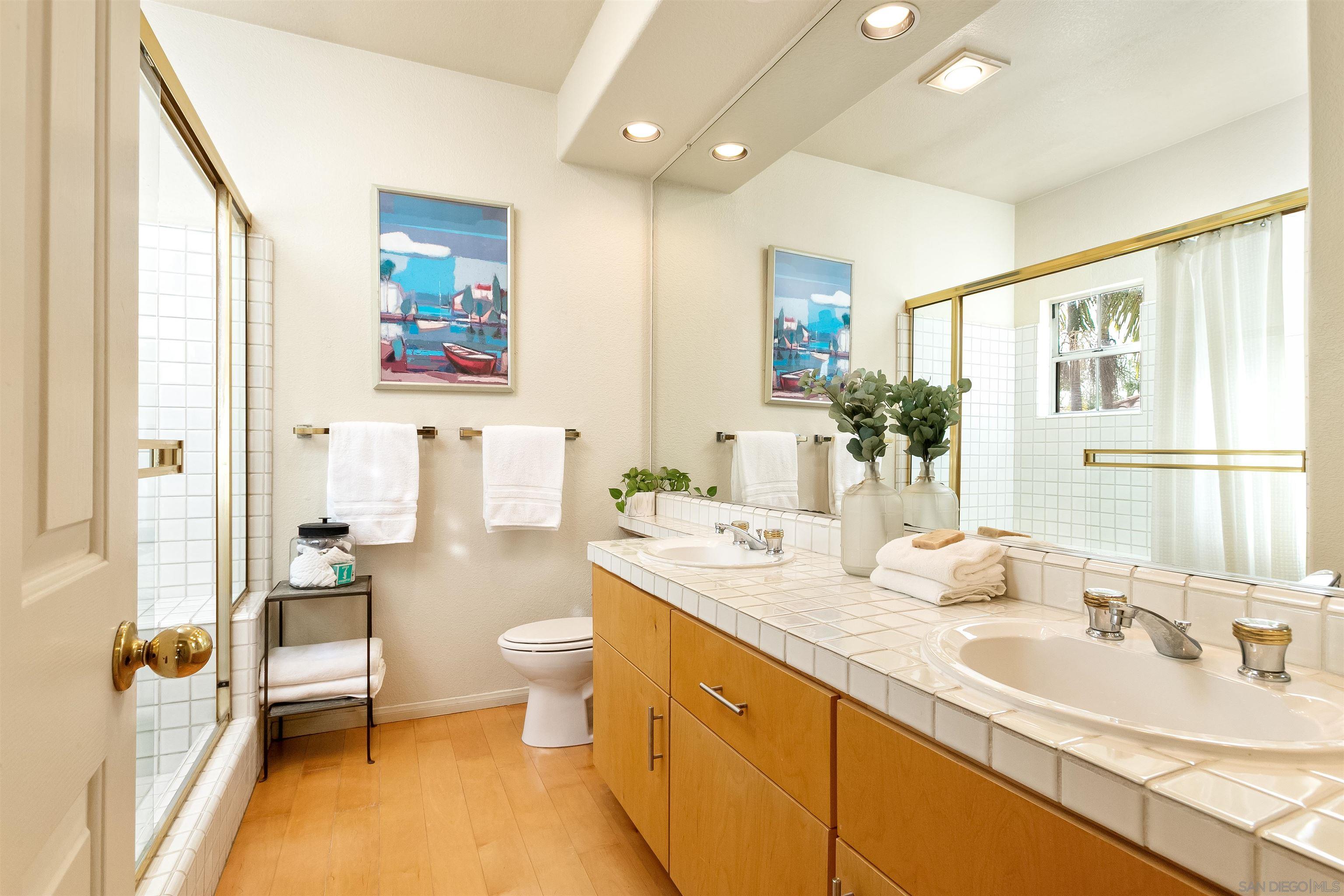 Detail Gallery Image 38 of 58 For 11495  Larmier Cir, San Diego,  CA 92131 - 4 Beds | 3 Baths