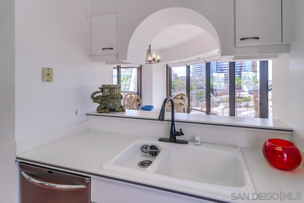 Detail Gallery Image 15 of 46 For 100  Harbor Drive  504, San Diego,  CA 92101 - 2 Beds | 2 Baths