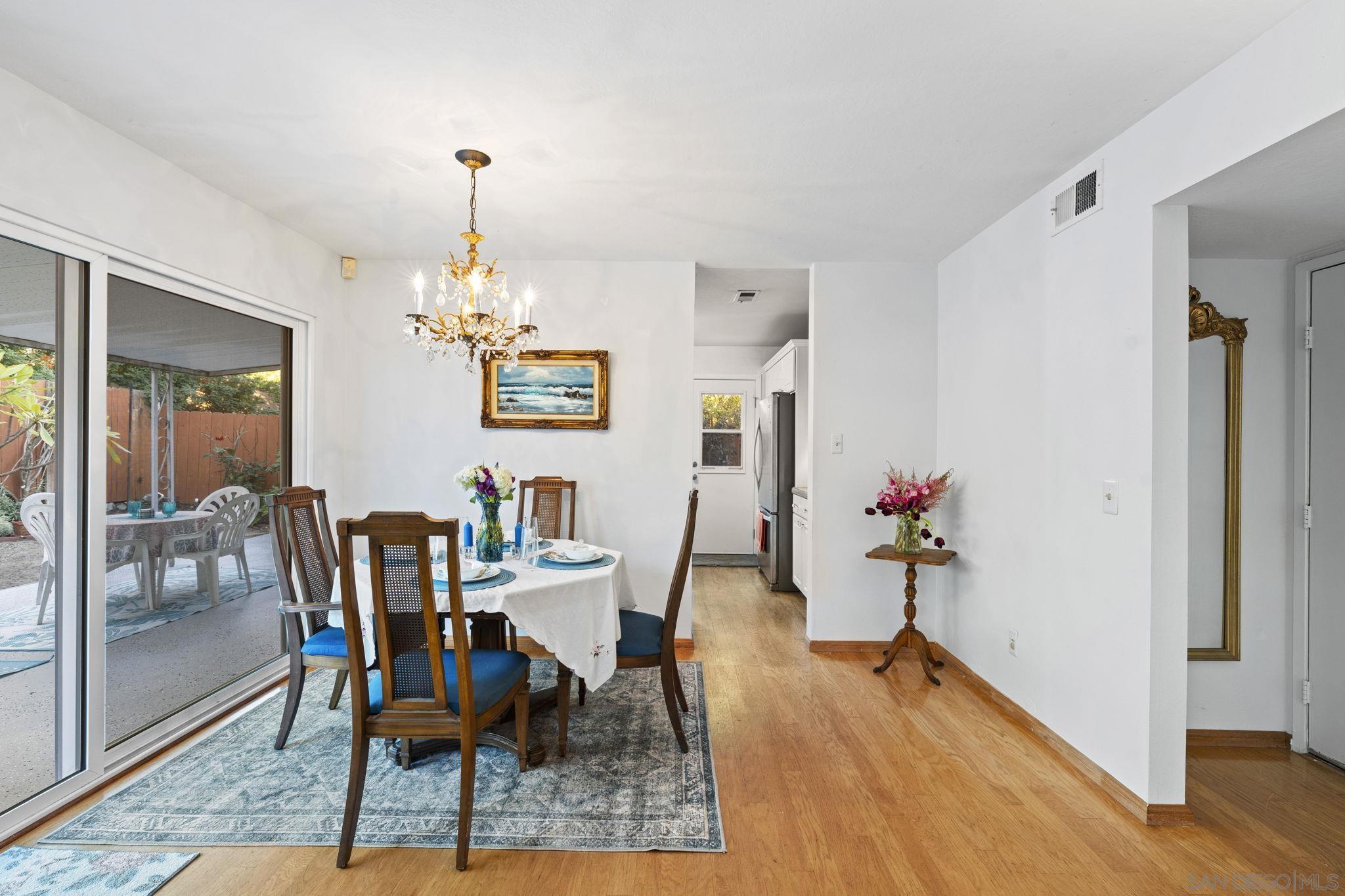 Detail Gallery Image 8 of 50 For 1682  Saddlehorn Dr, San Marcos,  CA 92069 - 3 Beds | 2/1 Baths