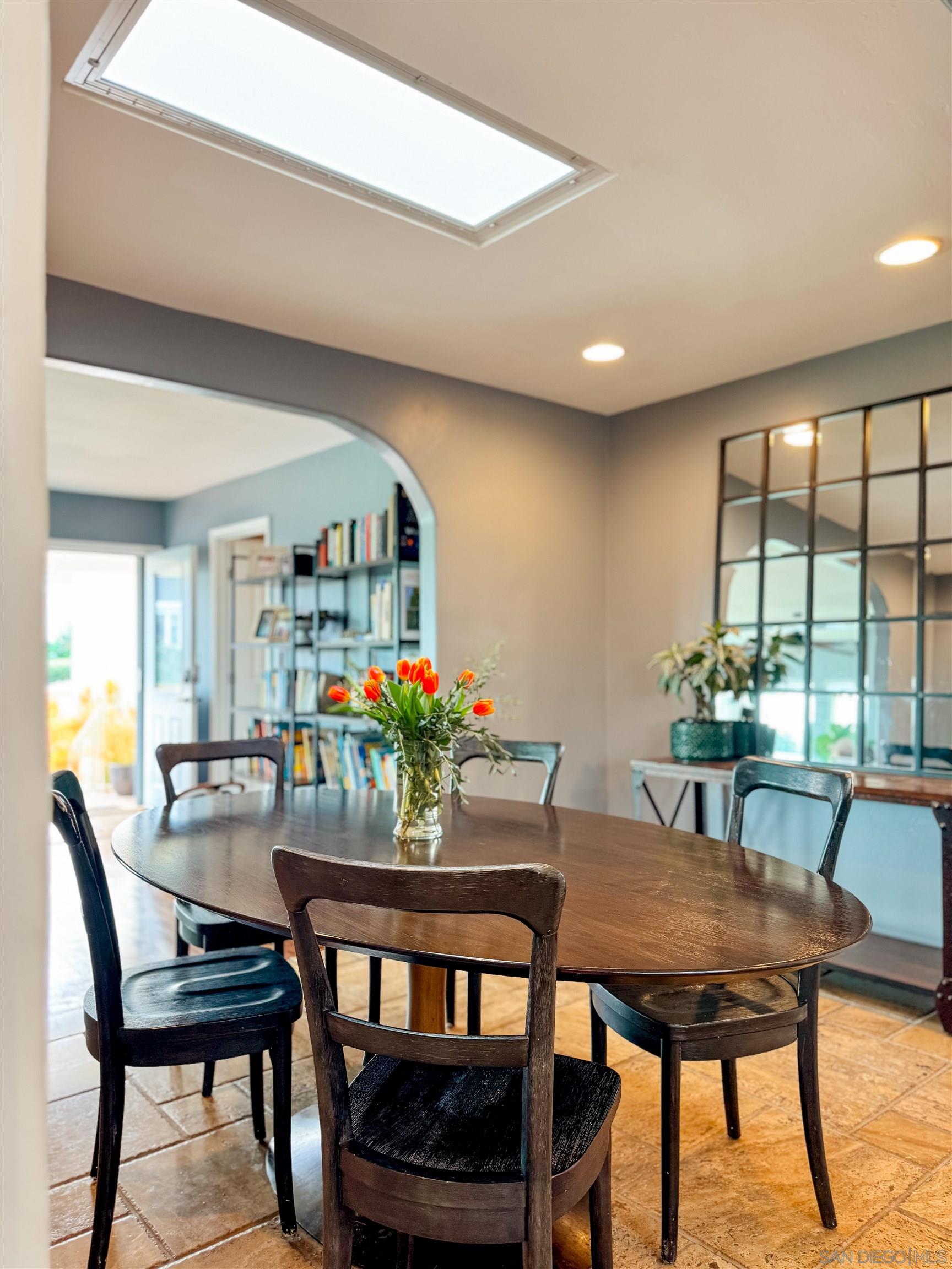 Detail Gallery Image 21 of 48 For 3044  Meadow Grove Dr, San Diego,  CA 92110 - 4 Beds | 3 Baths