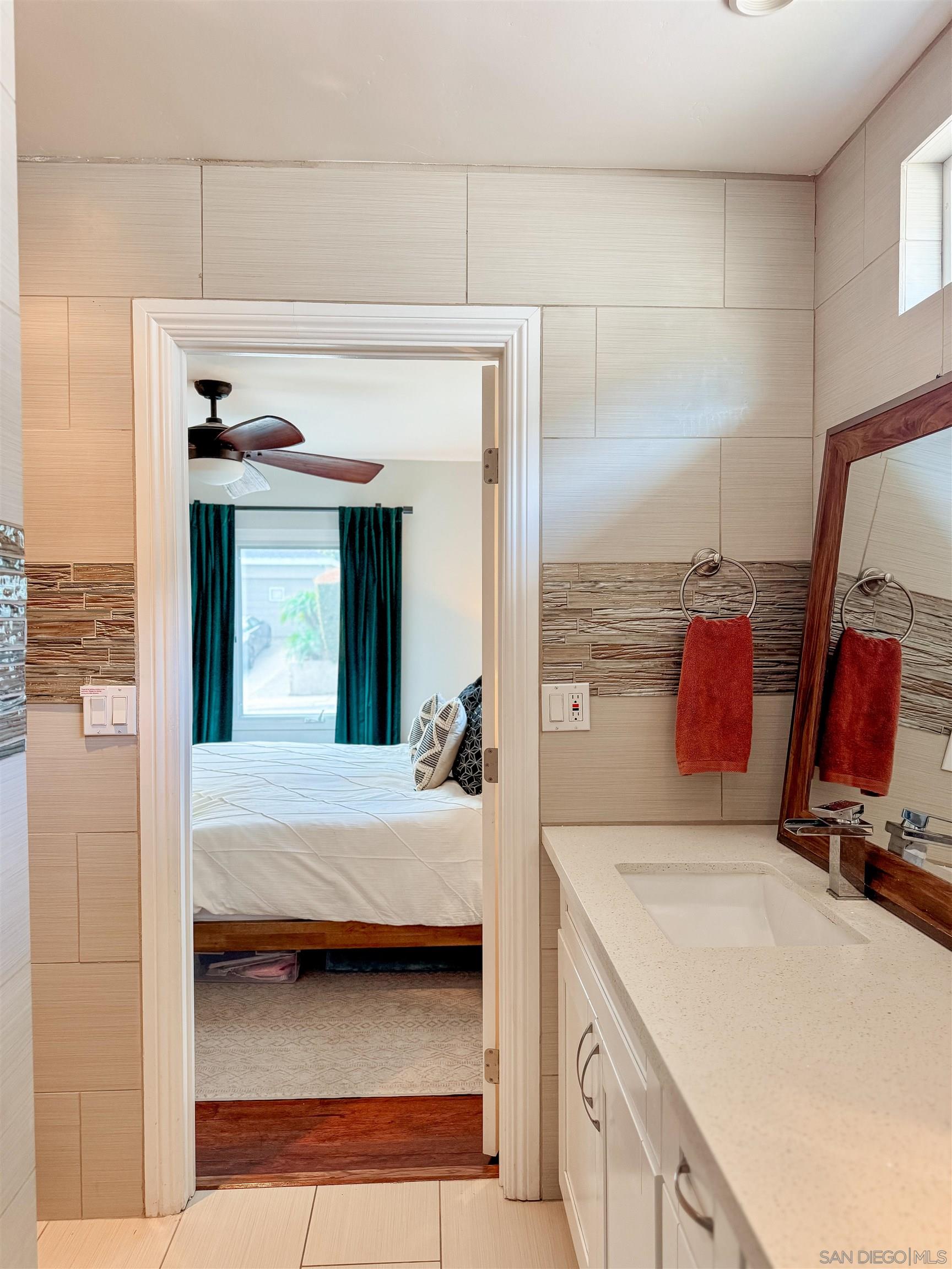 Detail Gallery Image 25 of 48 For 3044  Meadow Grove Dr, San Diego,  CA 92110 - 4 Beds | 3 Baths