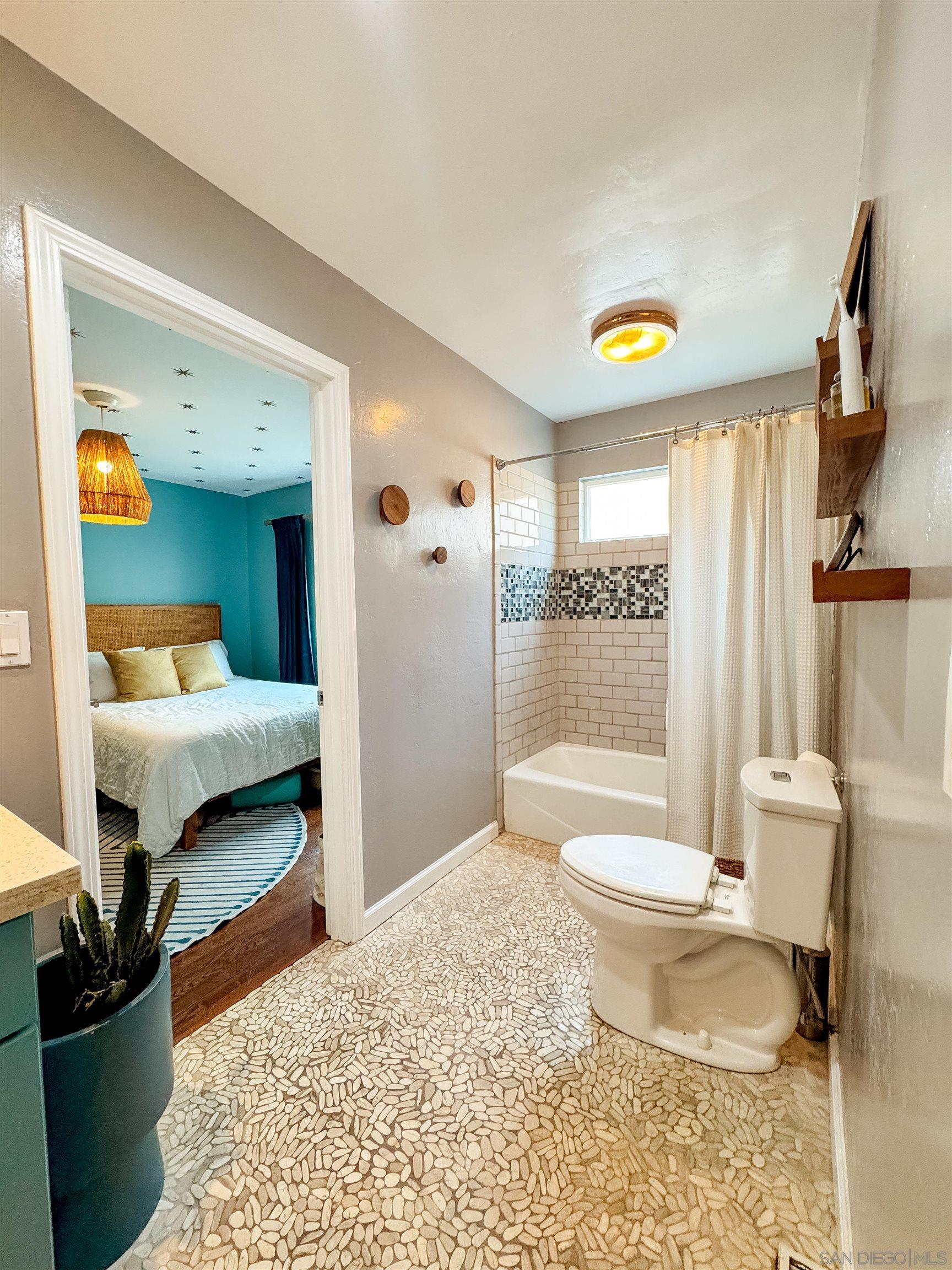 Detail Gallery Image 36 of 48 For 3044  Meadow Grove Dr, San Diego,  CA 92110 - 4 Beds | 3 Baths