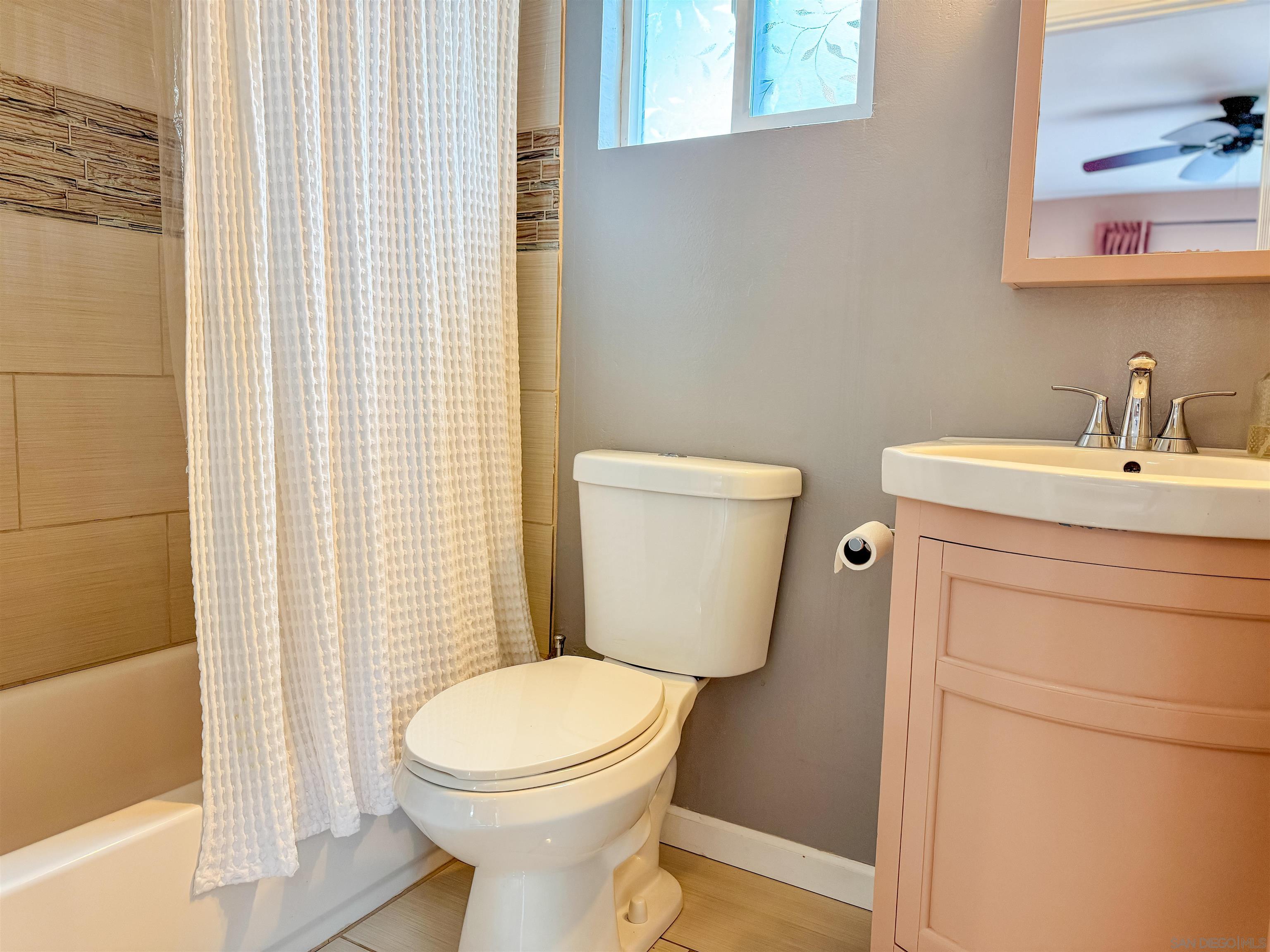 Detail Gallery Image 45 of 50 For 3044  Meadow Grove Dr, San Diego,  CA 92110 - 4 Beds | 3 Baths