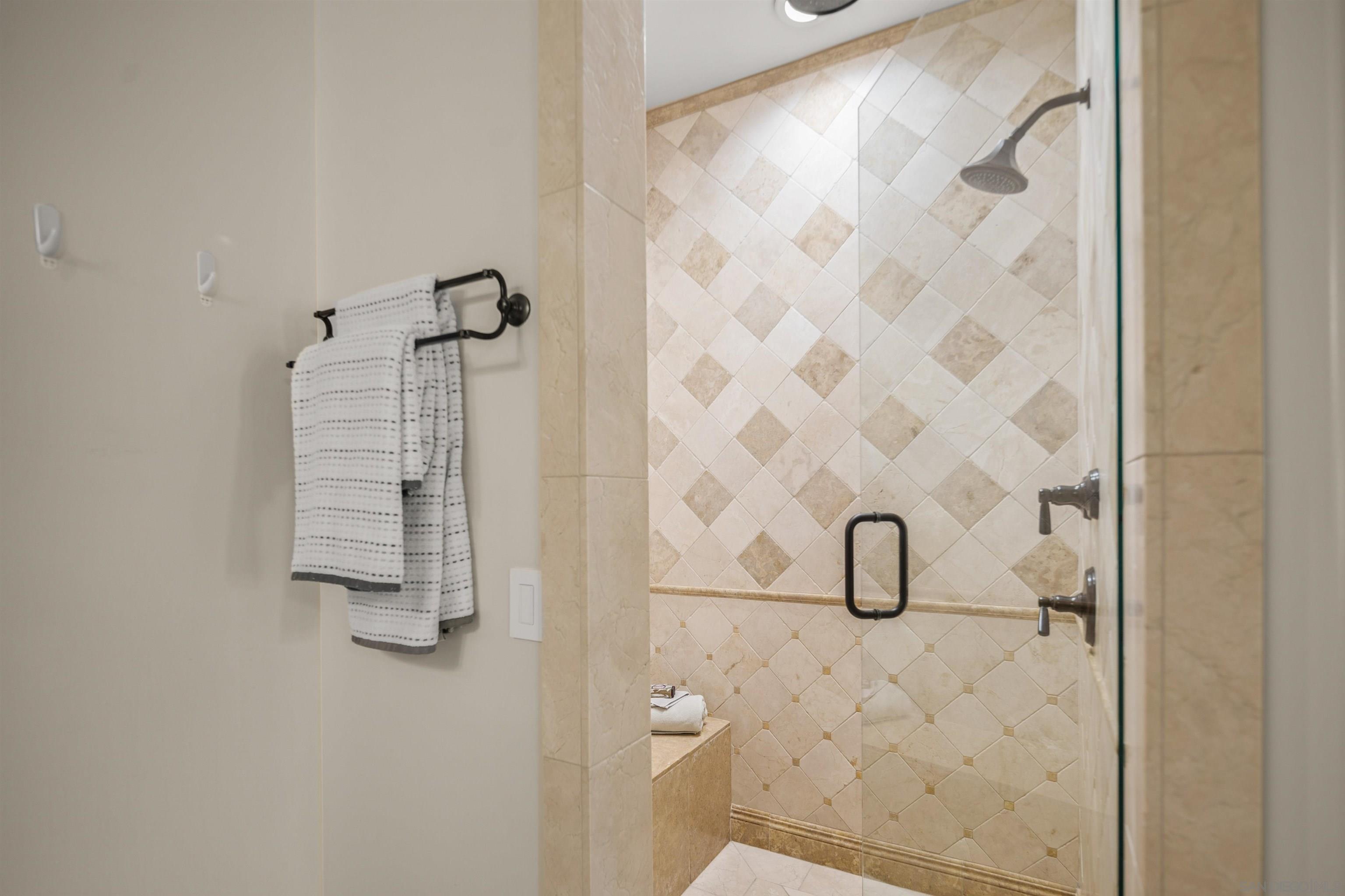 Detail Gallery Image 27 of 40 For 937  F Ave, Coronado,  CA 92118 - 3 Beds | 3/1 Baths