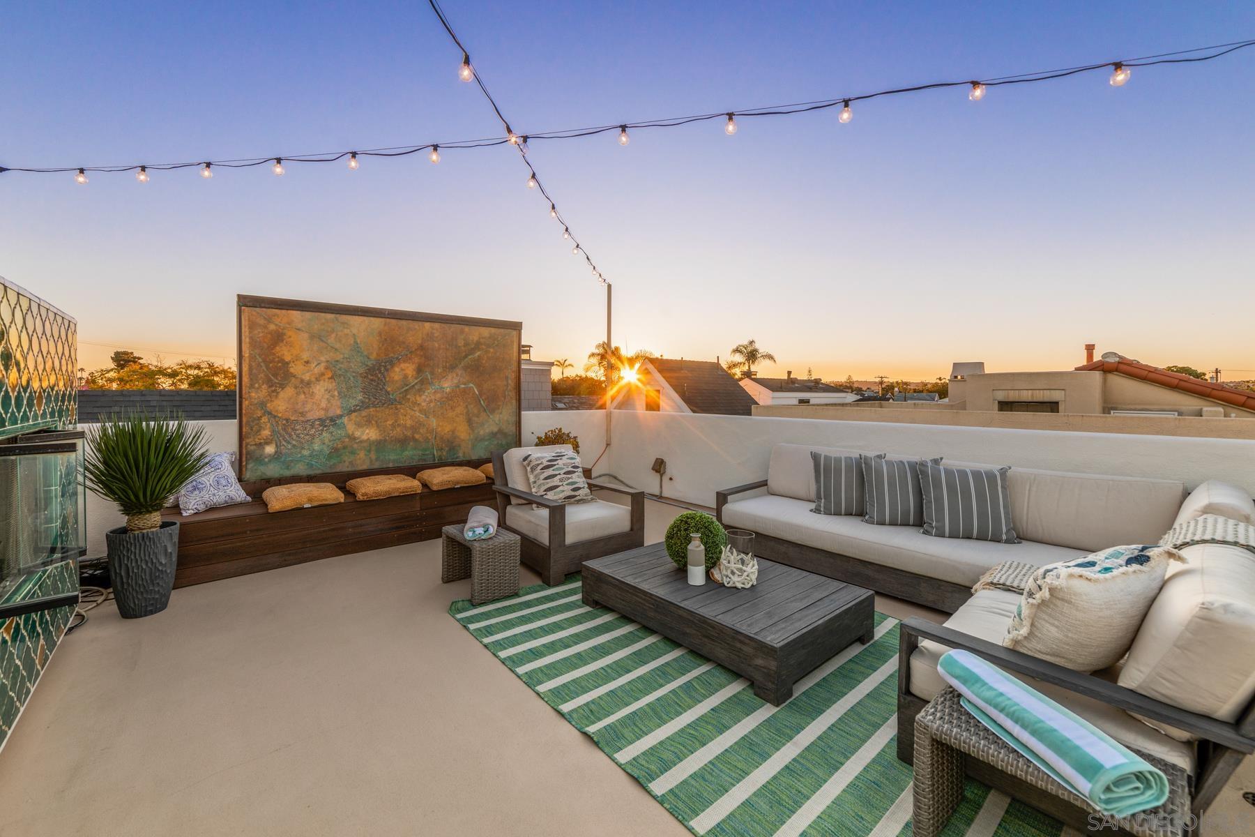 Detail Gallery Image 35 of 40 For 937  F Ave, Coronado,  CA 92118 - 3 Beds | 3/1 Baths