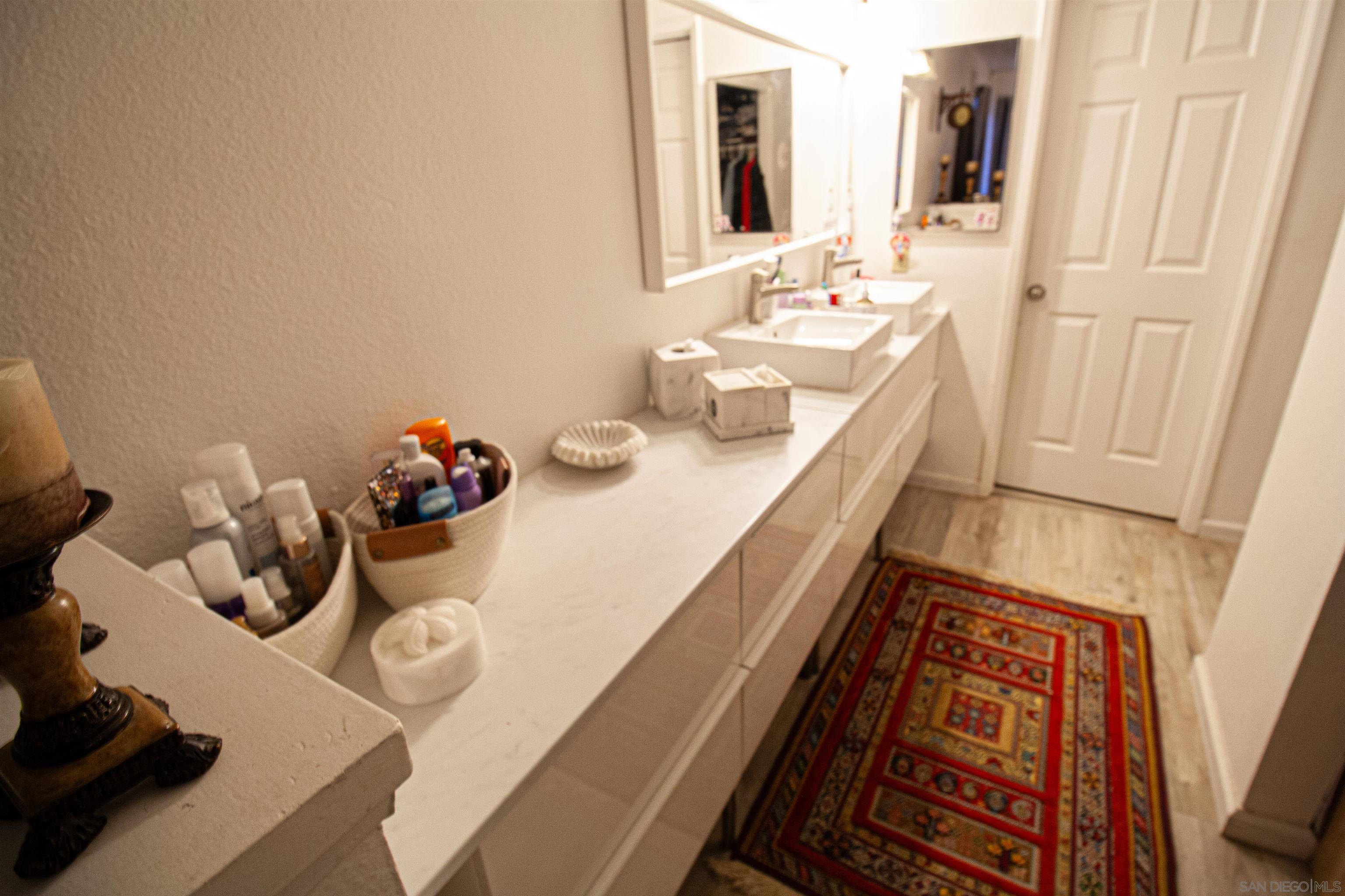 Detail Gallery Image 6 of 8 For 2425  Cranston Dr.  #219,  Escondido,  CA 92025 - 2 Beds | 2 Baths