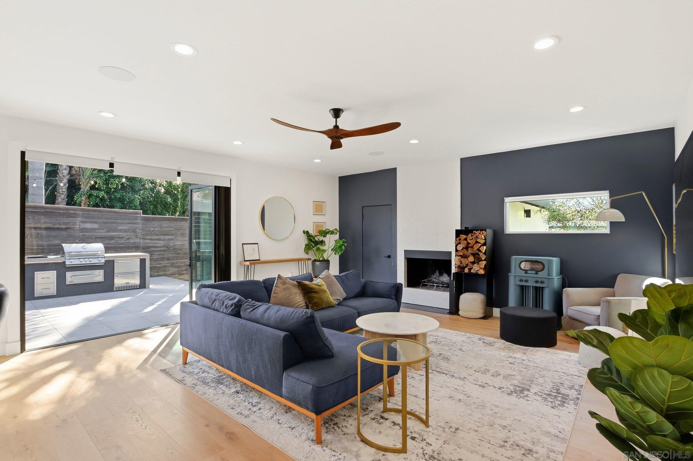 Detail Gallery Image 22 of 75 For 965  Home Ave, Carlsbad,  CA 92008 - 3 Beds | 3 Baths