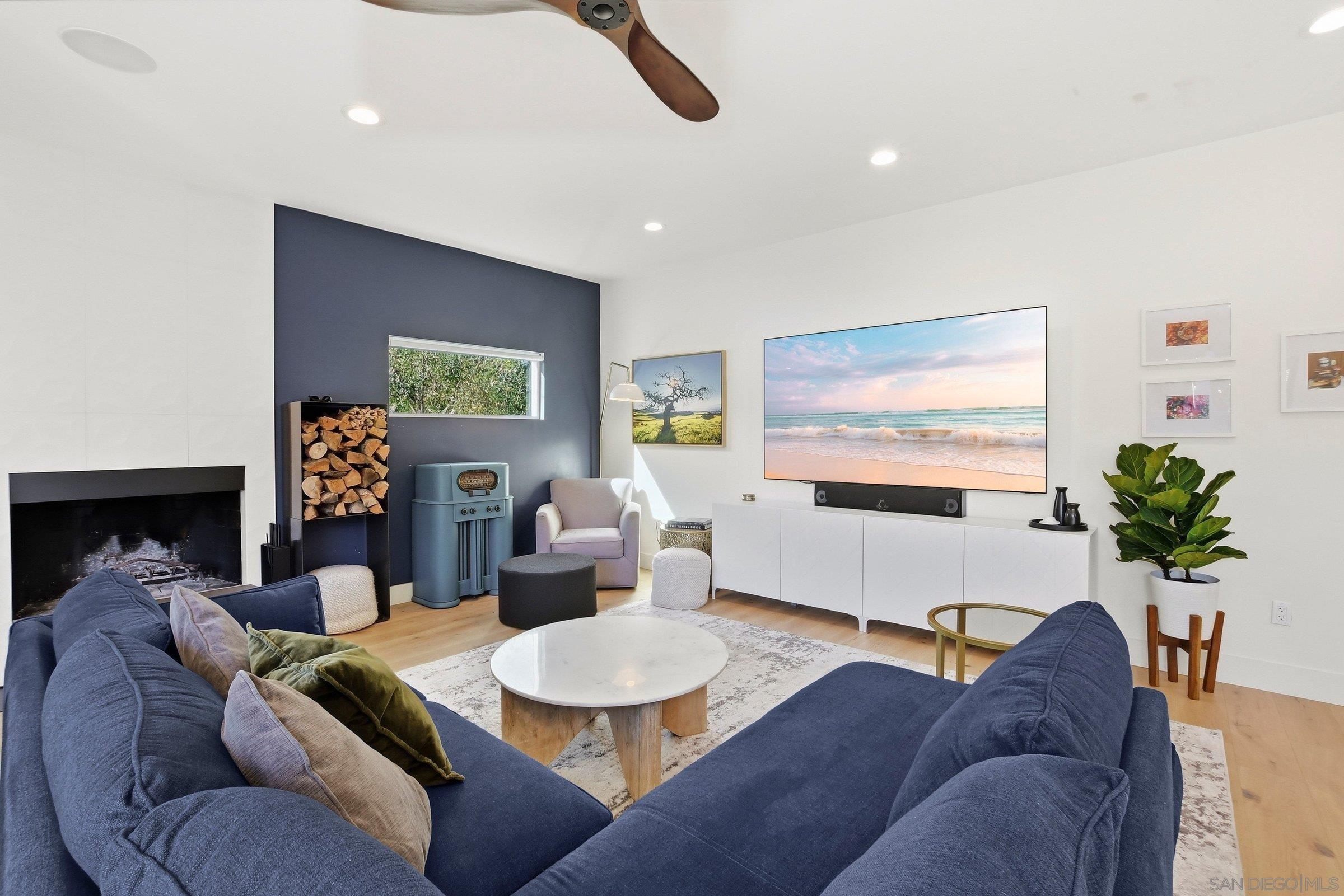 Detail Gallery Image 24 of 75 For 965  Home Ave, Carlsbad,  CA 92008 - 3 Beds | 3 Baths