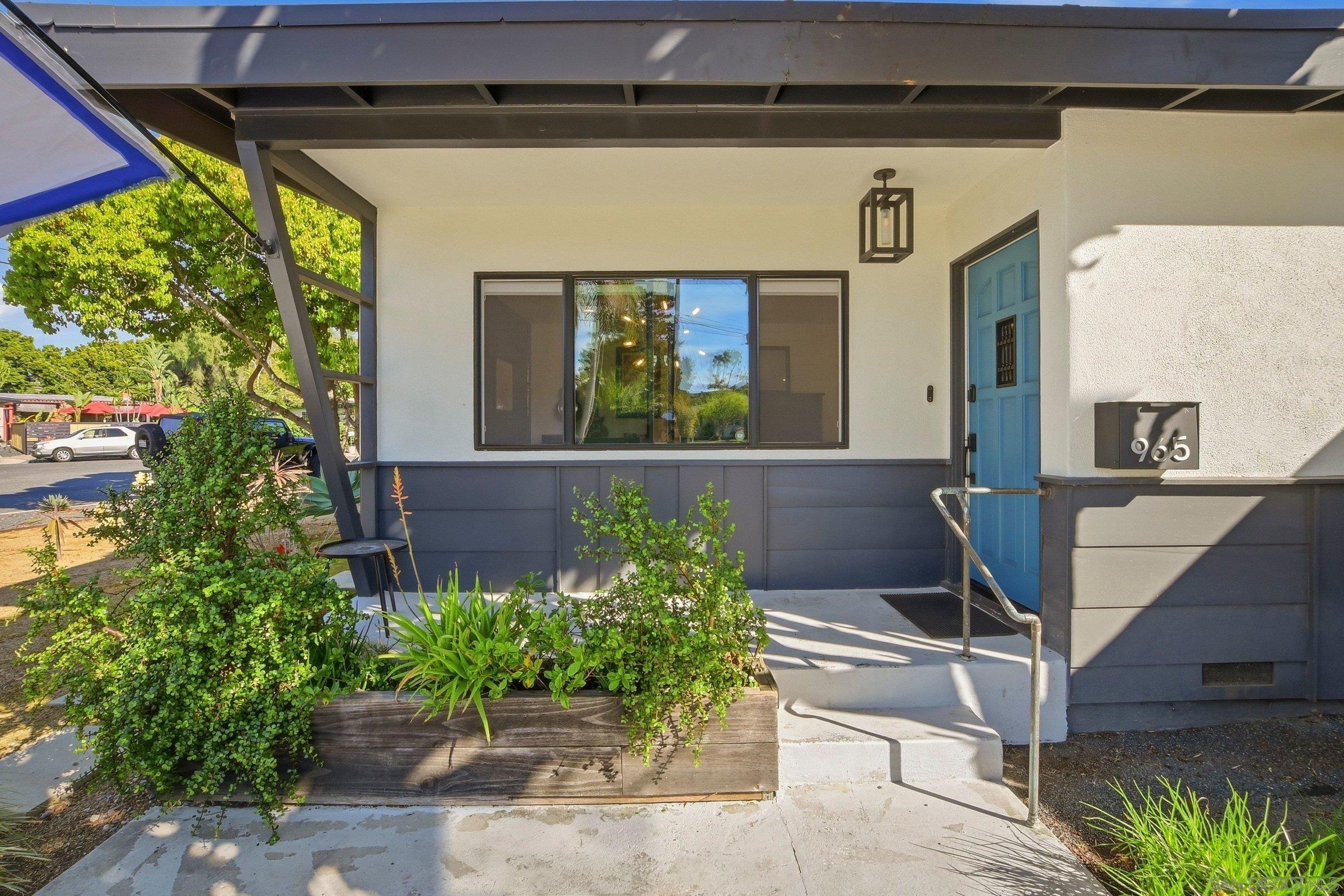 Detail Gallery Image 4 of 75 For 965  Home Ave, Carlsbad,  CA 92008 - 3 Beds | 3 Baths