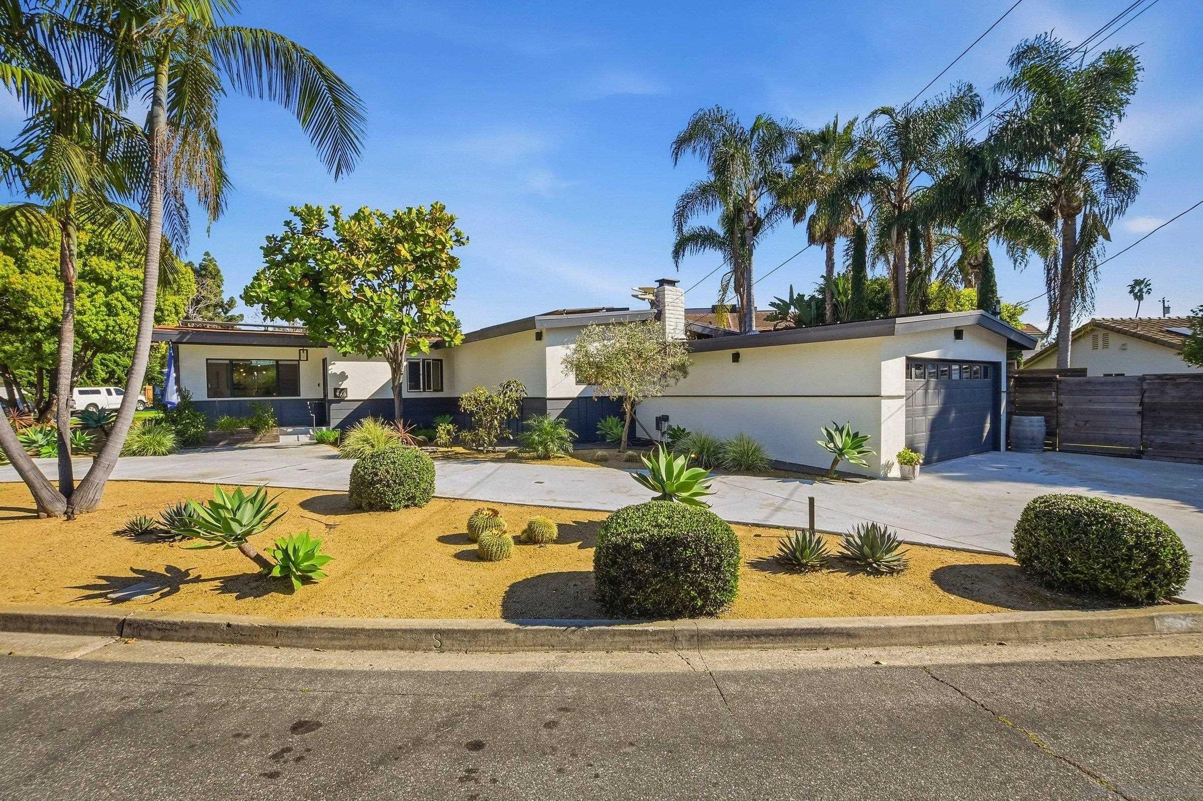 Detail Gallery Image 5 of 75 For 965  Home Ave, Carlsbad,  CA 92008 - 3 Beds | 3 Baths