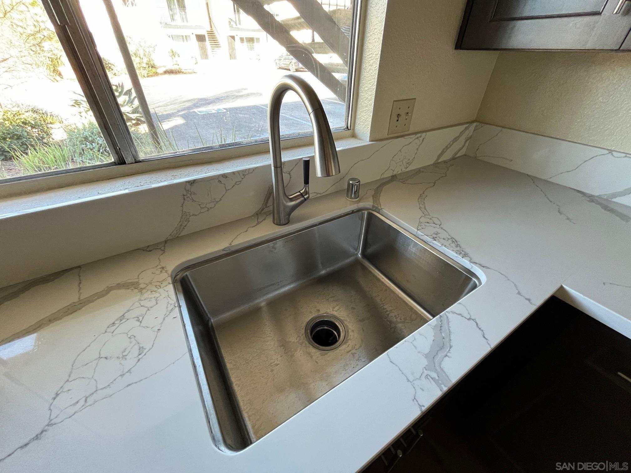 Detail Gallery Image 13 of 26 For 998 S Mollison, El Cajon,  CA 92020 - 2 Beds | 1 Baths