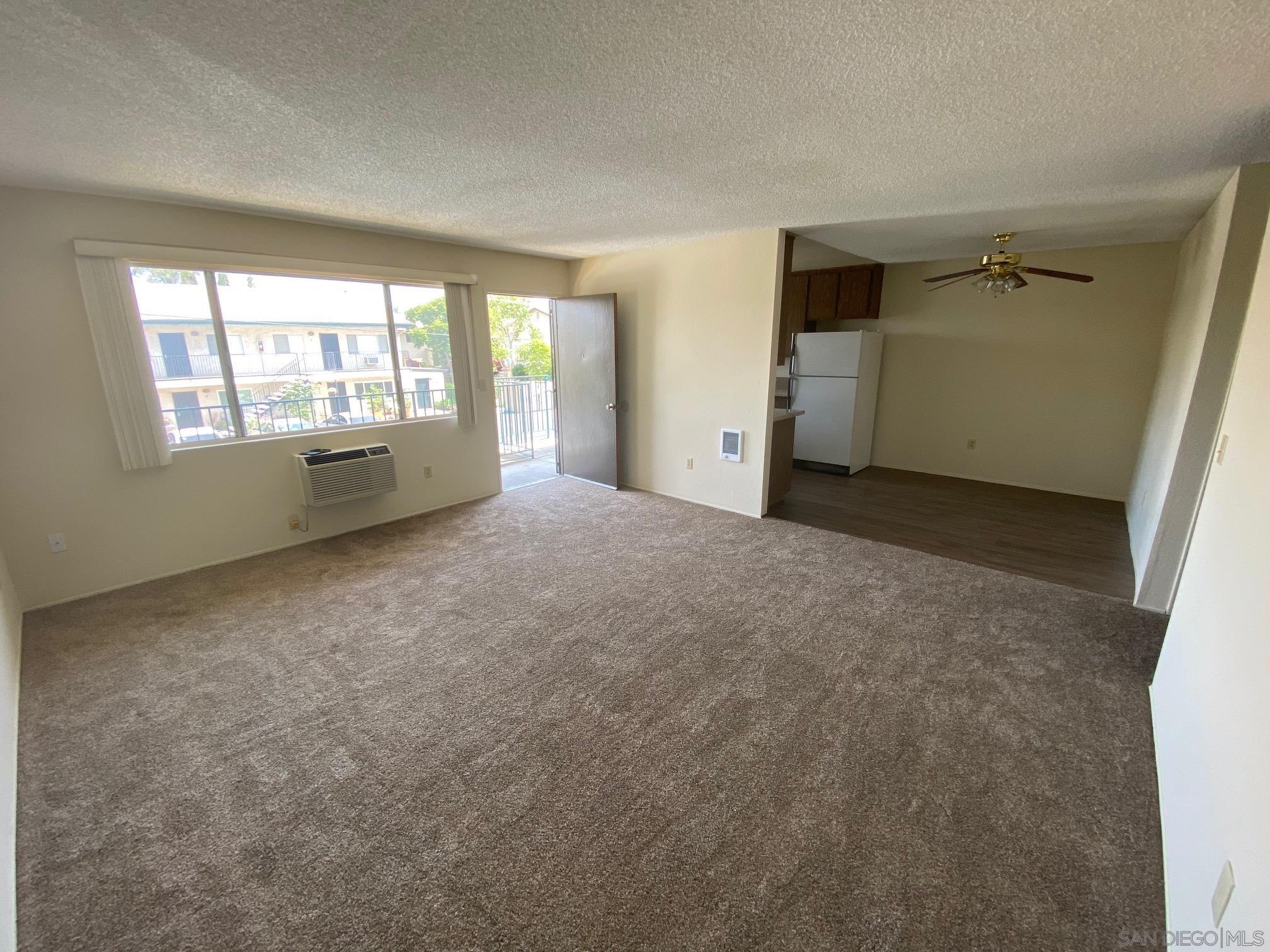 Detail Gallery Image 6 of 26 For 998 S Mollison, El Cajon,  CA 92020 - 2 Beds | 1 Baths