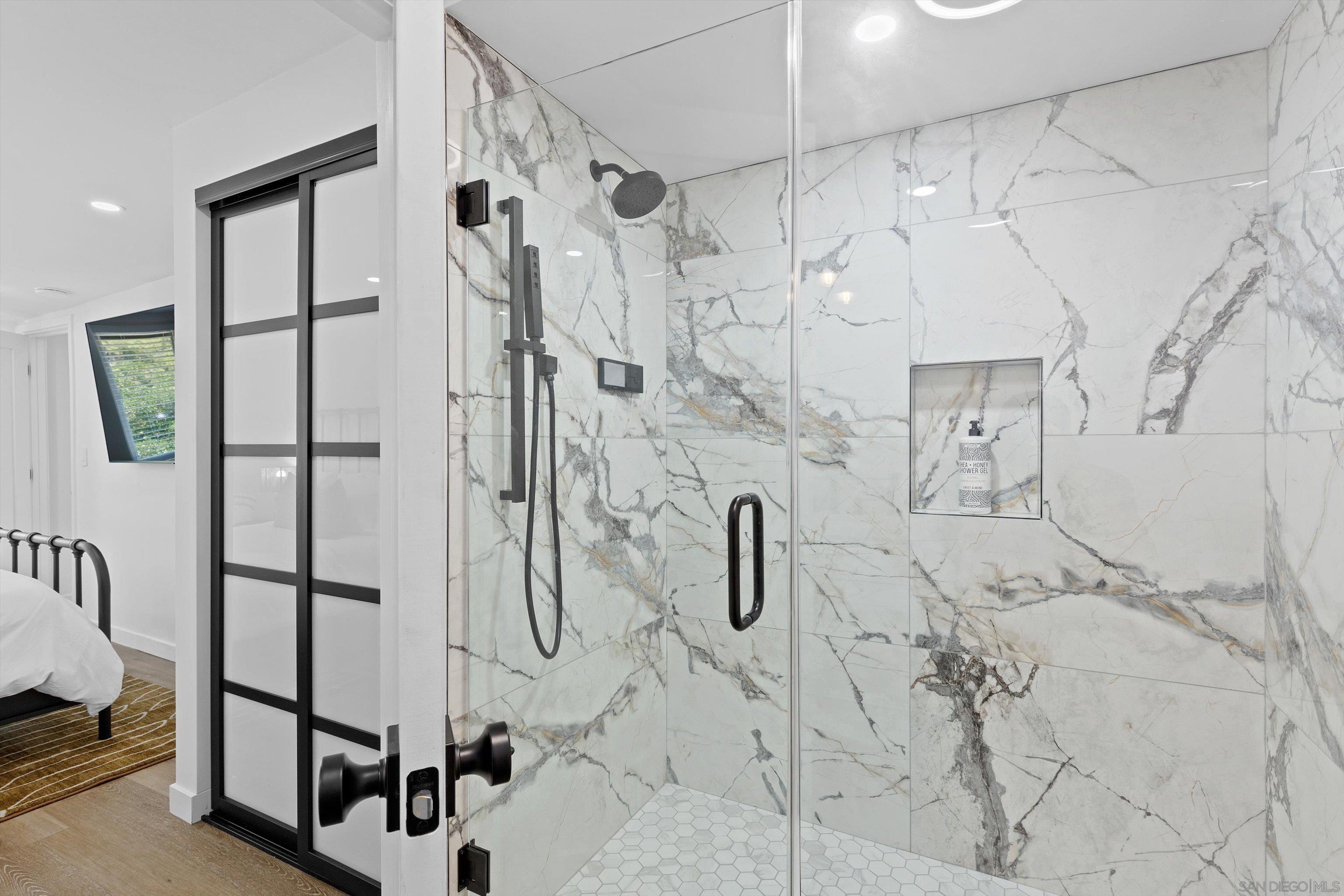 Detail Gallery Image 13 of 25 For 6111  Rancho Mission Rd  #313,  San Diego,  CA 92108 - 2 Beds | 2/1 Baths