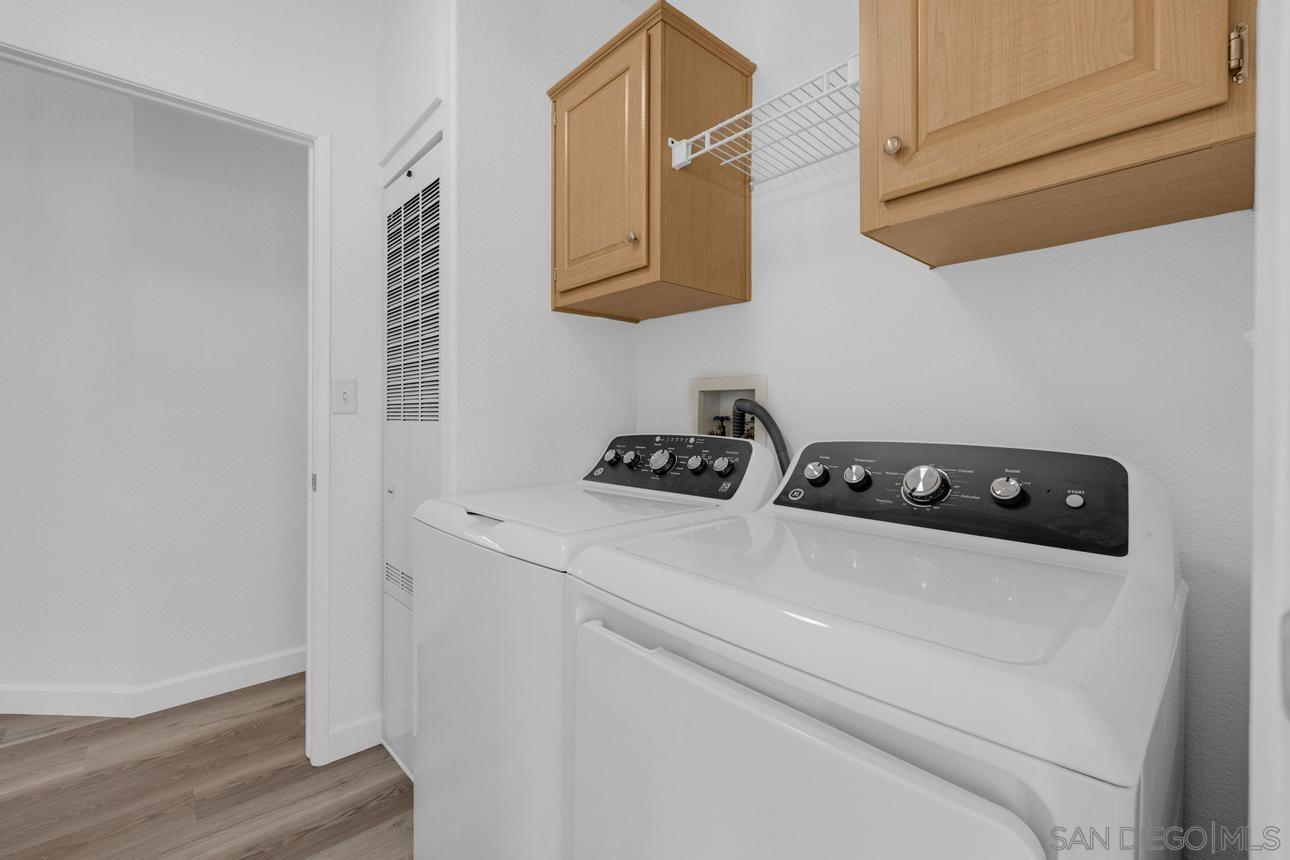 Detail Gallery Image 14 of 26 For 4876  Old Cliffs Rd., San Diego,  CA 92120 - 2 Beds | 2 Baths