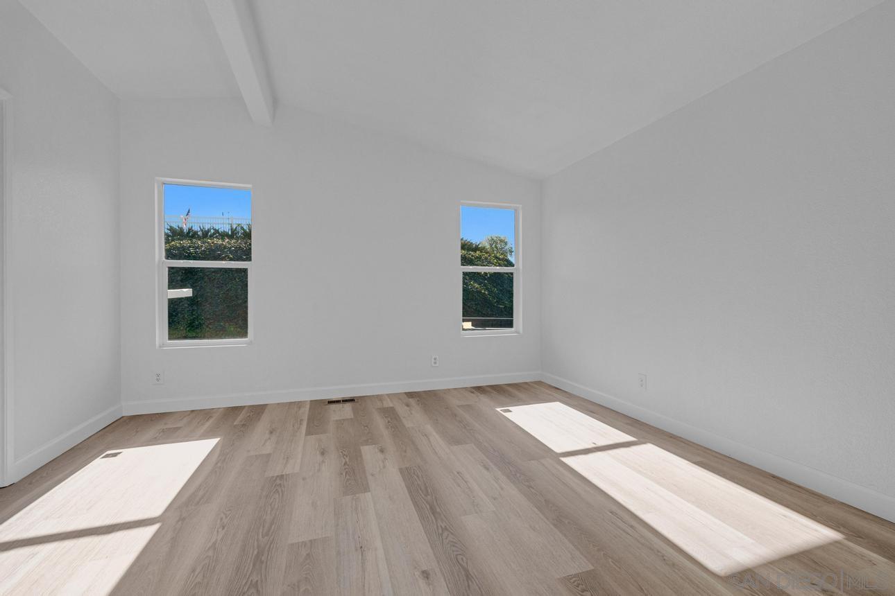 Detail Gallery Image 8 of 26 For 4876  Old Cliffs Rd., San Diego,  CA 92120 - 2 Beds | 2 Baths