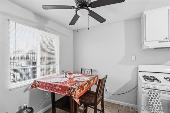 Detail Gallery Image 9 of 19 For 829  Grand Avenue, Spring Valley,  CA 91977 - – Beds | – Baths