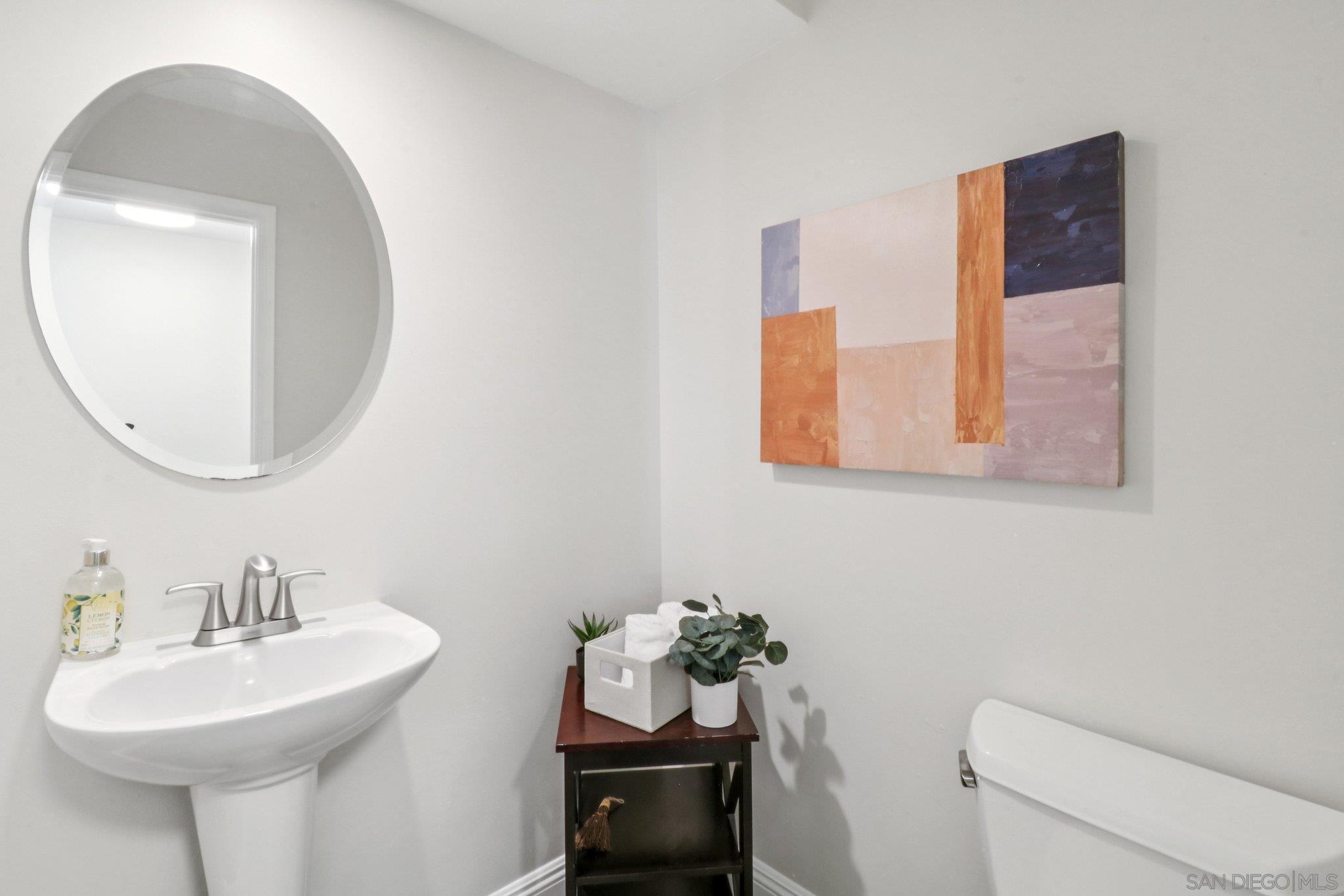 Detail Gallery Image 25 of 40 For 2829  Forest View Way, Carlsbad,  CA 92008 - 3 Beds | 2/1 Baths