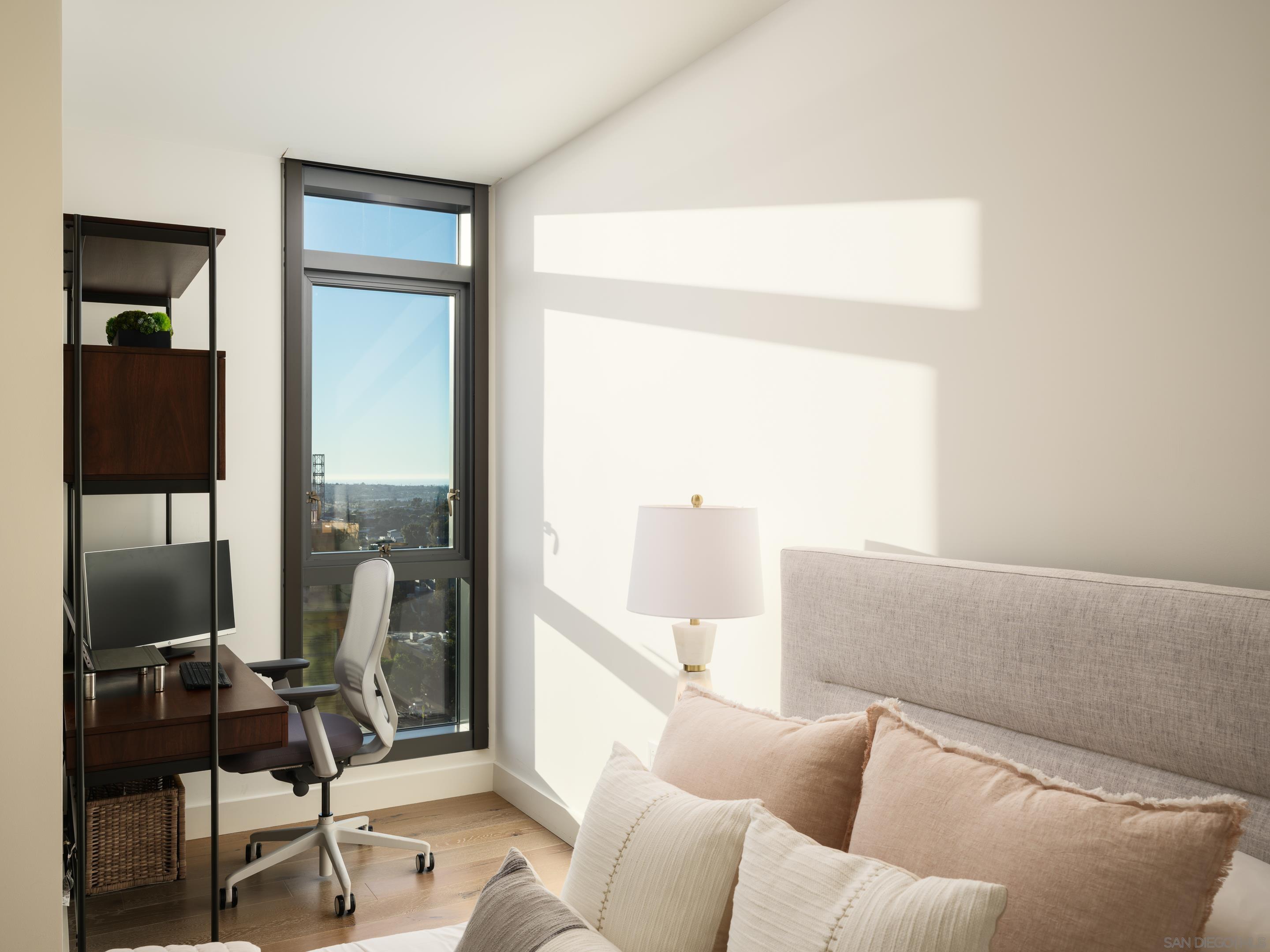 Detail Gallery Image 16 of 41 For 2855  5th Ave  #901,  San Diego,  CA 92103 - 3 Beds | 3 Baths