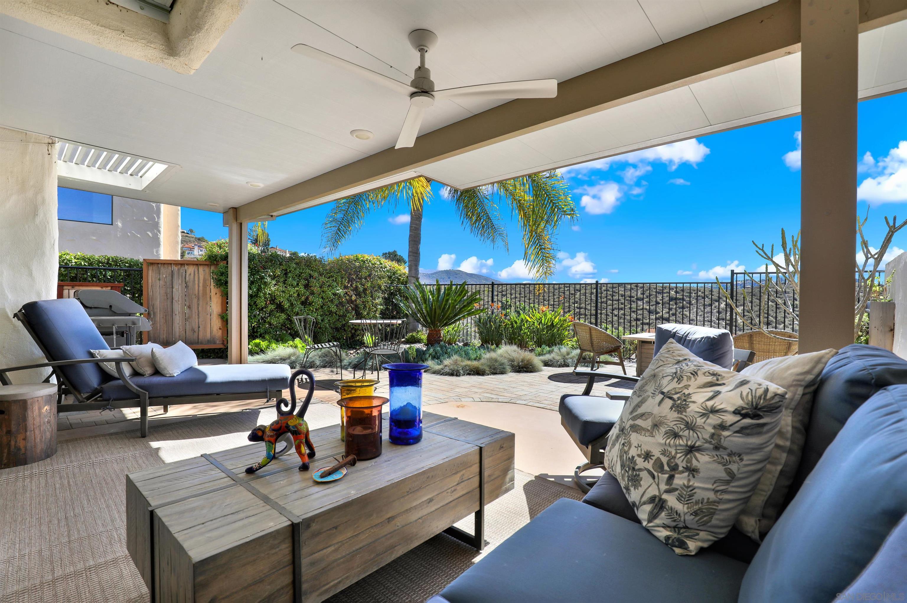 Detail Gallery Image 23 of 29 For 753  Concerto Gln, Escondido,  CA 92025 - 3 Beds | 2/1 Baths