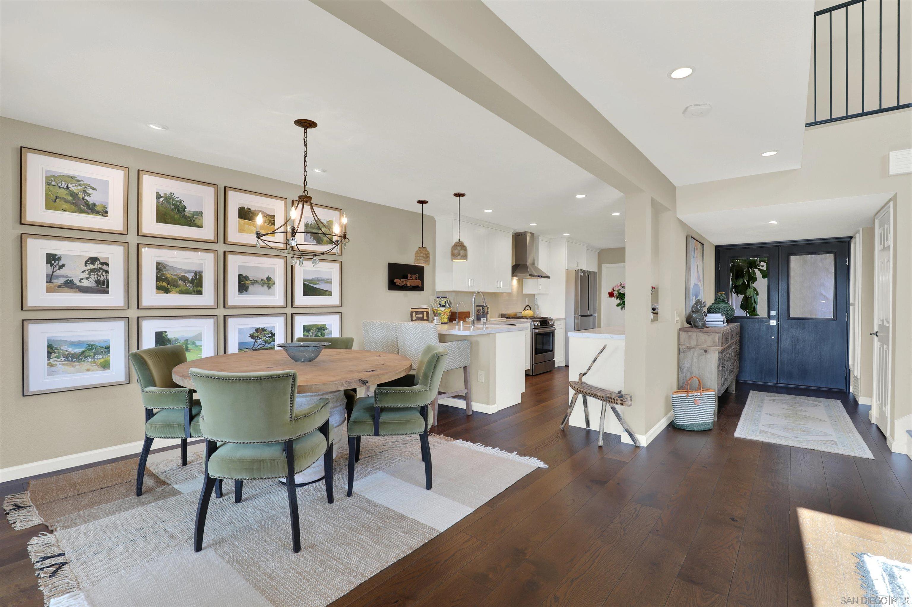 Detail Gallery Image 9 of 29 For 753  Concerto Gln, Escondido,  CA 92025 - 3 Beds | 2/1 Baths