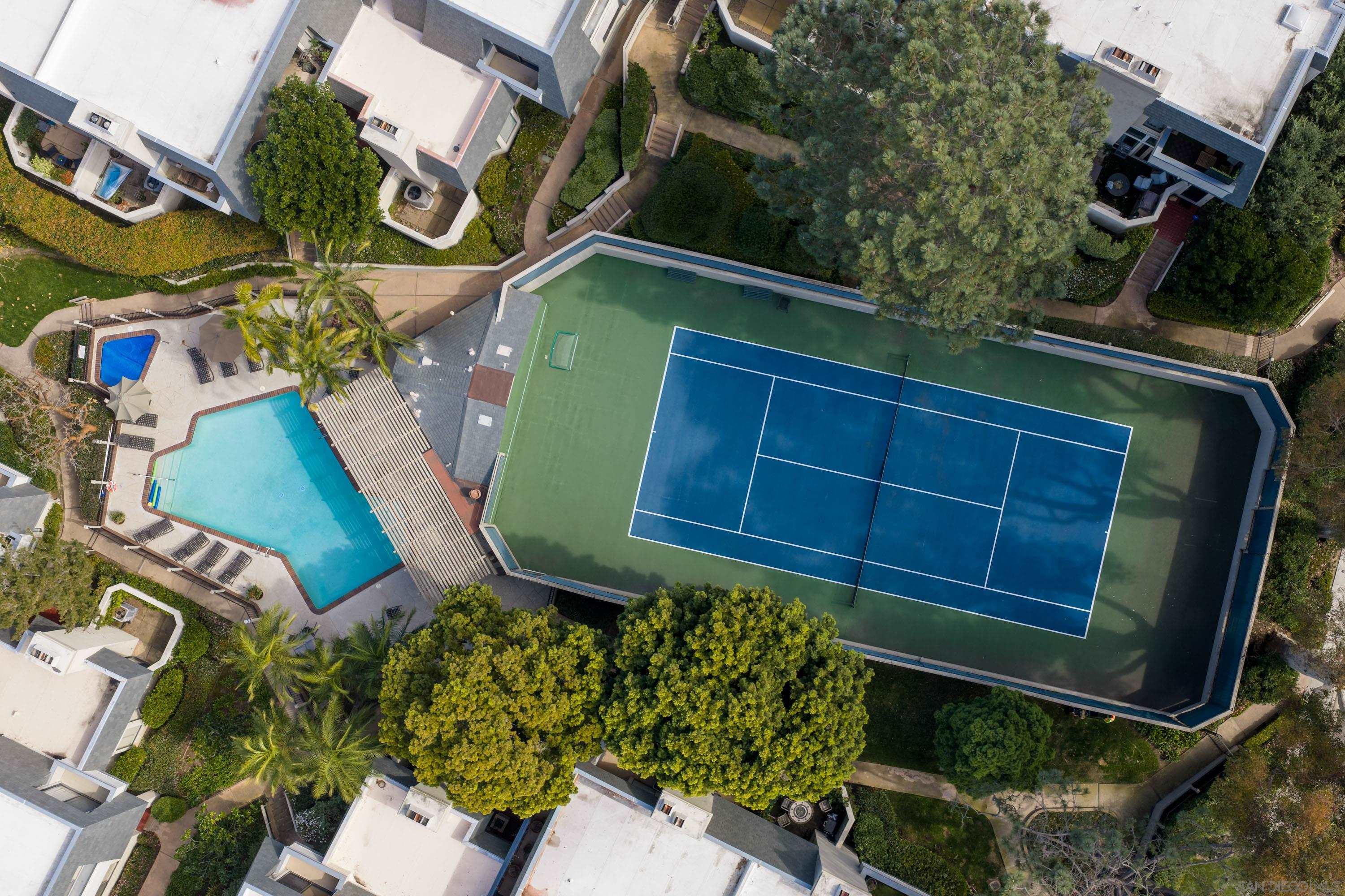 Detail Gallery Image 35 of 45 For 7975  Caminito Del Cid, La Jolla,  CA 92037 - 3 Beds | 3 Baths