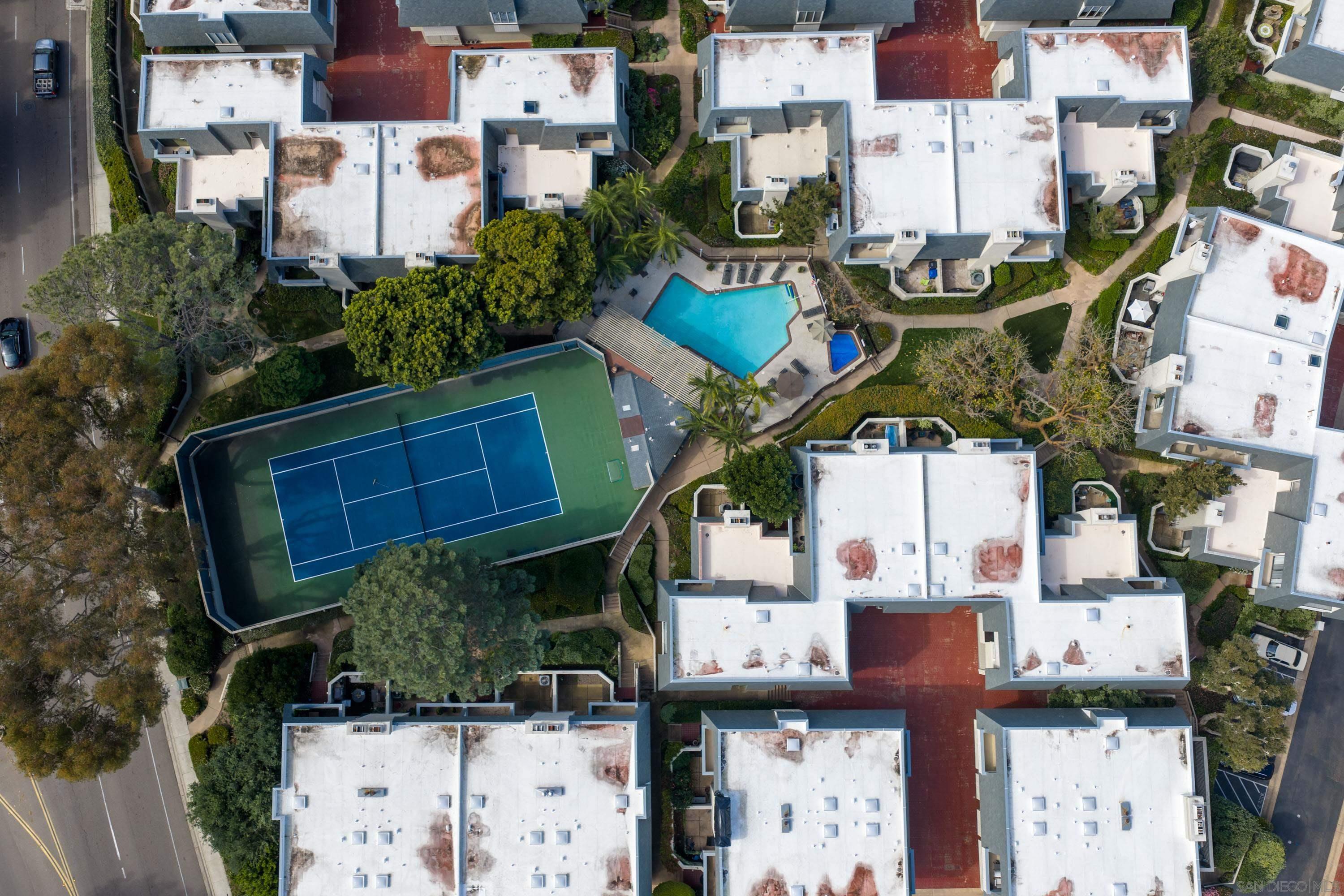 Detail Gallery Image 36 of 45 For 7975  Caminito Del Cid, La Jolla,  CA 92037 - 3 Beds | 3 Baths