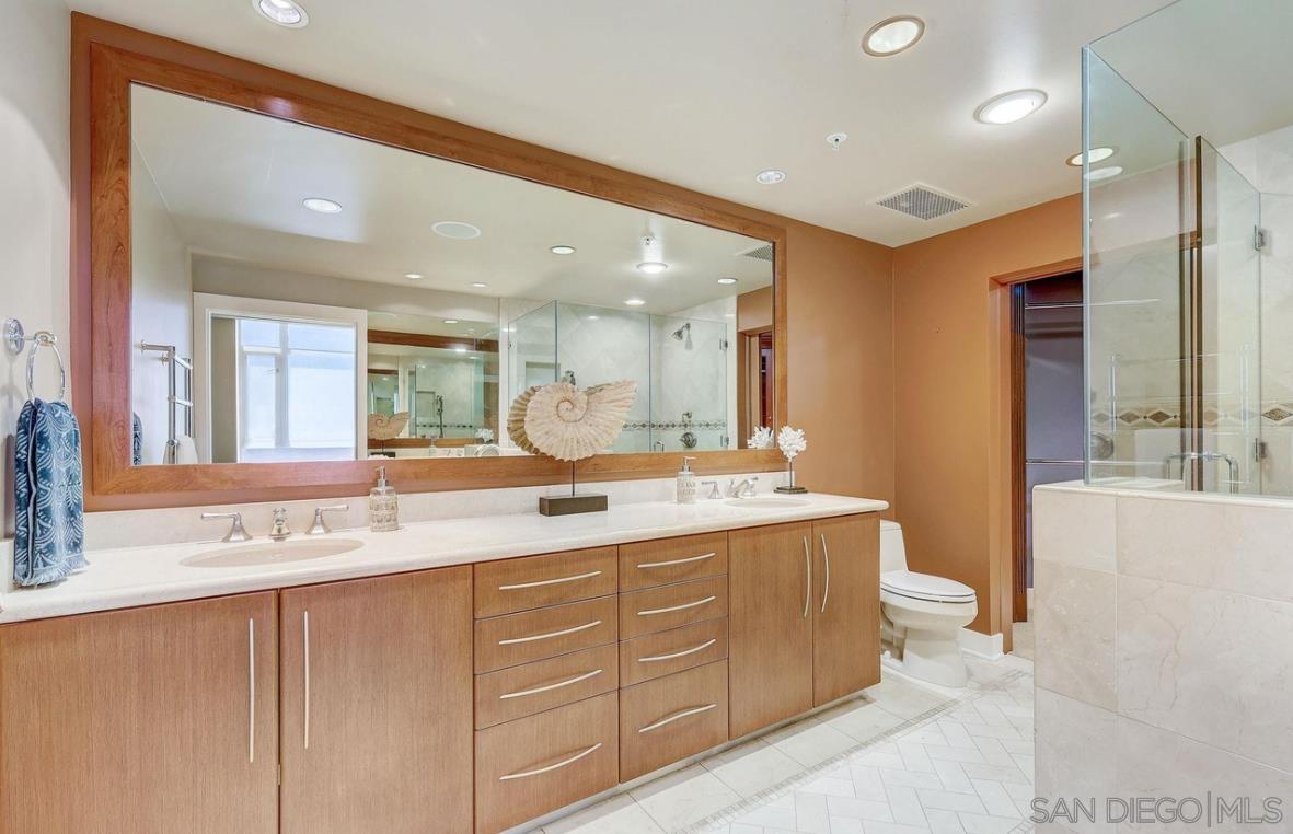 Detail Gallery Image 49 of 68 For 700  W Harbor Dr  2902, San Diego,  CA 92101 - 2 Beds | 2 Baths