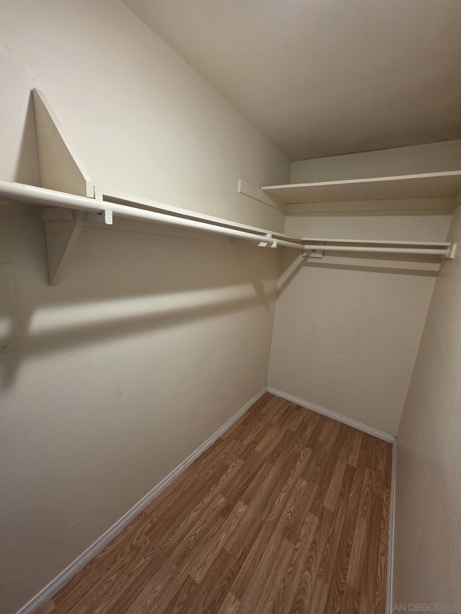 Detail Gallery Image 10 of 13 For 9739  Winter Gardens Blvd  #4,  Lakeside,  CA 92040 - 1 Beds | 1 Baths