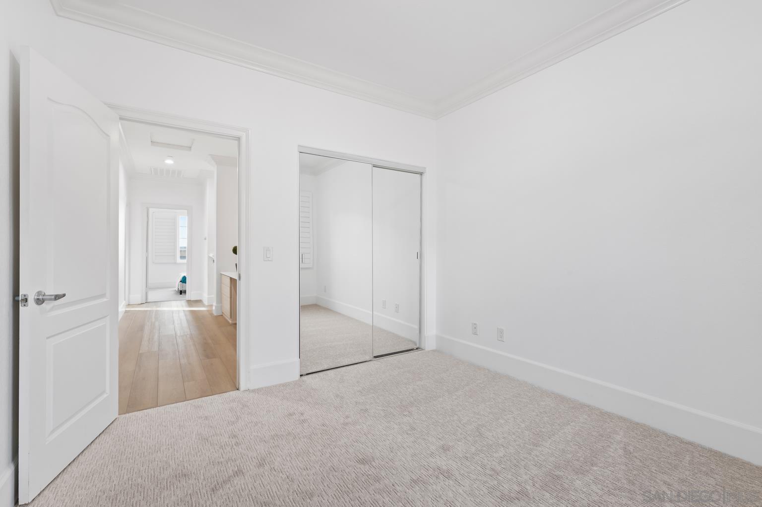 Detail Gallery Image 7 of 21 For 13002  Requlo Place, San Diego,  CA 92130 - 3 Beds | 2/1 Baths