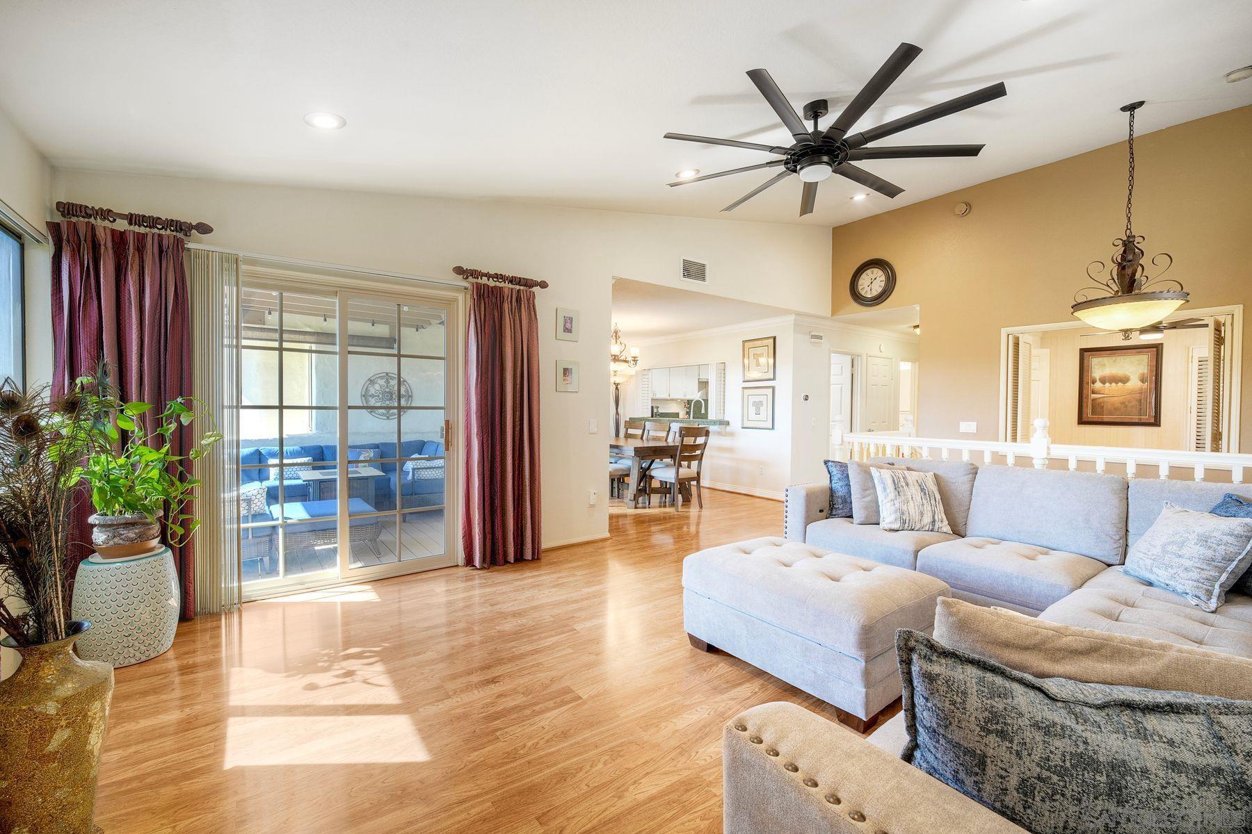 Detail Gallery Image 2 of 65 For 629  Concerto Gln, Escondido,  CA 92025 - 3 Beds | 2/1 Baths
