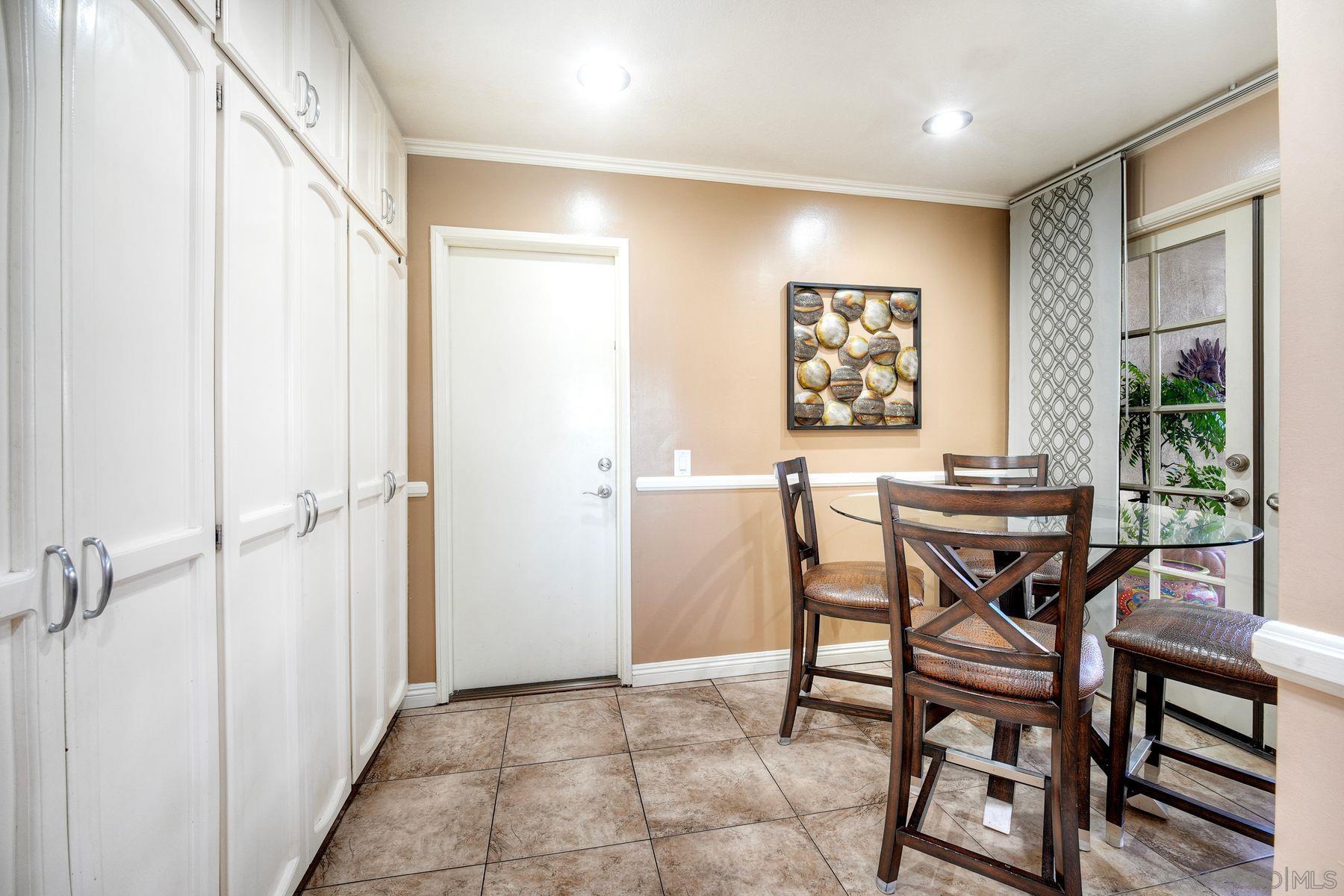 Detail Gallery Image 17 of 65 For 629  Concerto Gln, Escondido,  CA 92025 - 3 Beds | 2/1 Baths