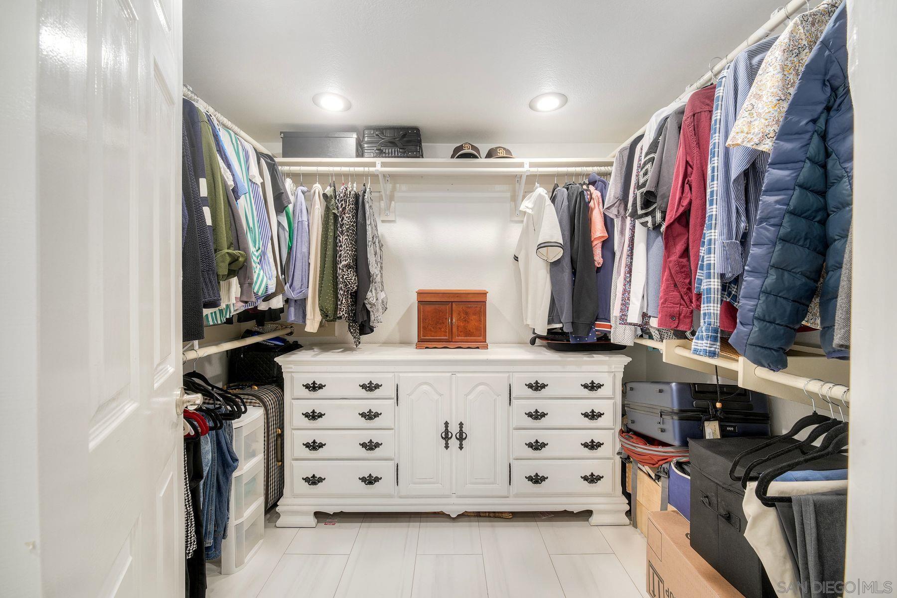 Detail Gallery Image 30 of 65 For 629  Concerto Gln, Escondido,  CA 92025 - 3 Beds | 2/1 Baths