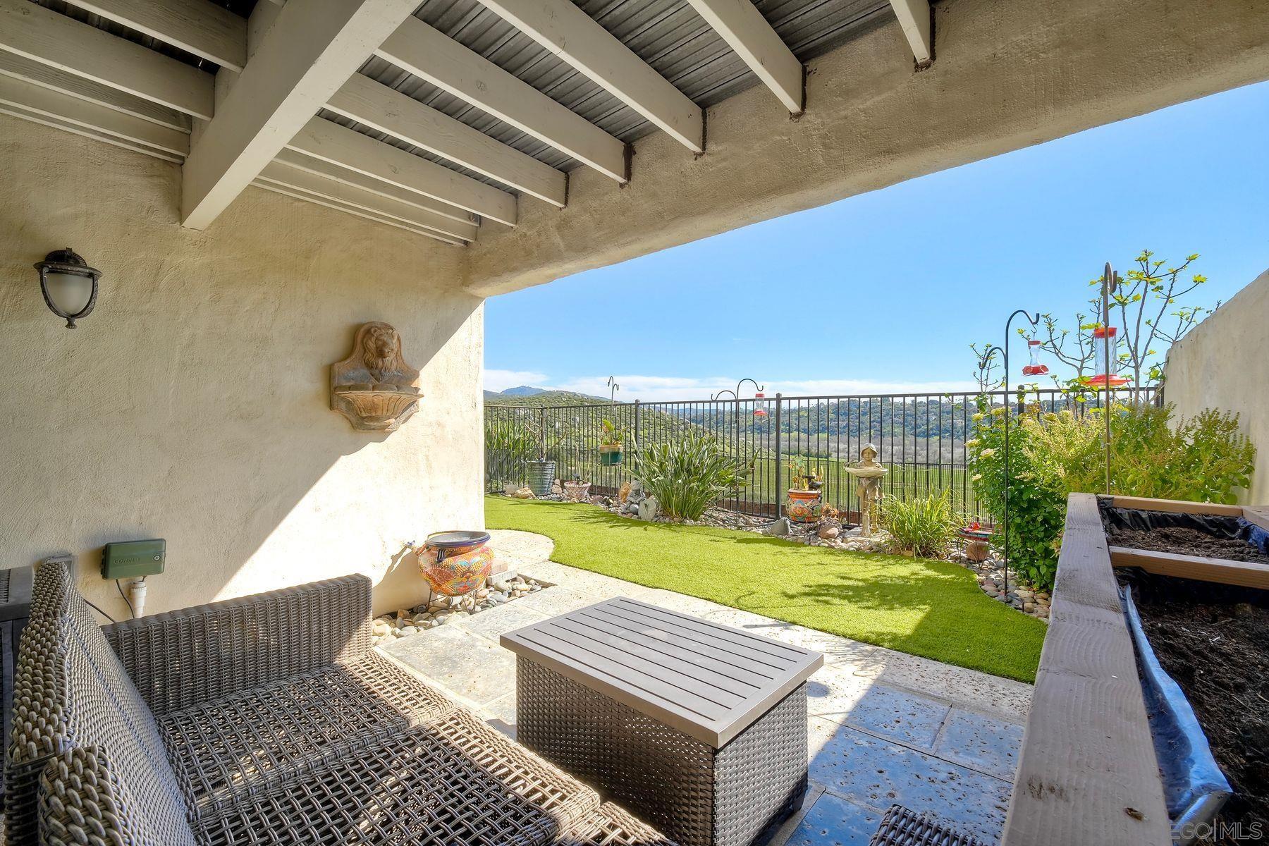 Detail Gallery Image 32 of 65 For 629  Concerto Gln, Escondido,  CA 92025 - 3 Beds | 2/1 Baths