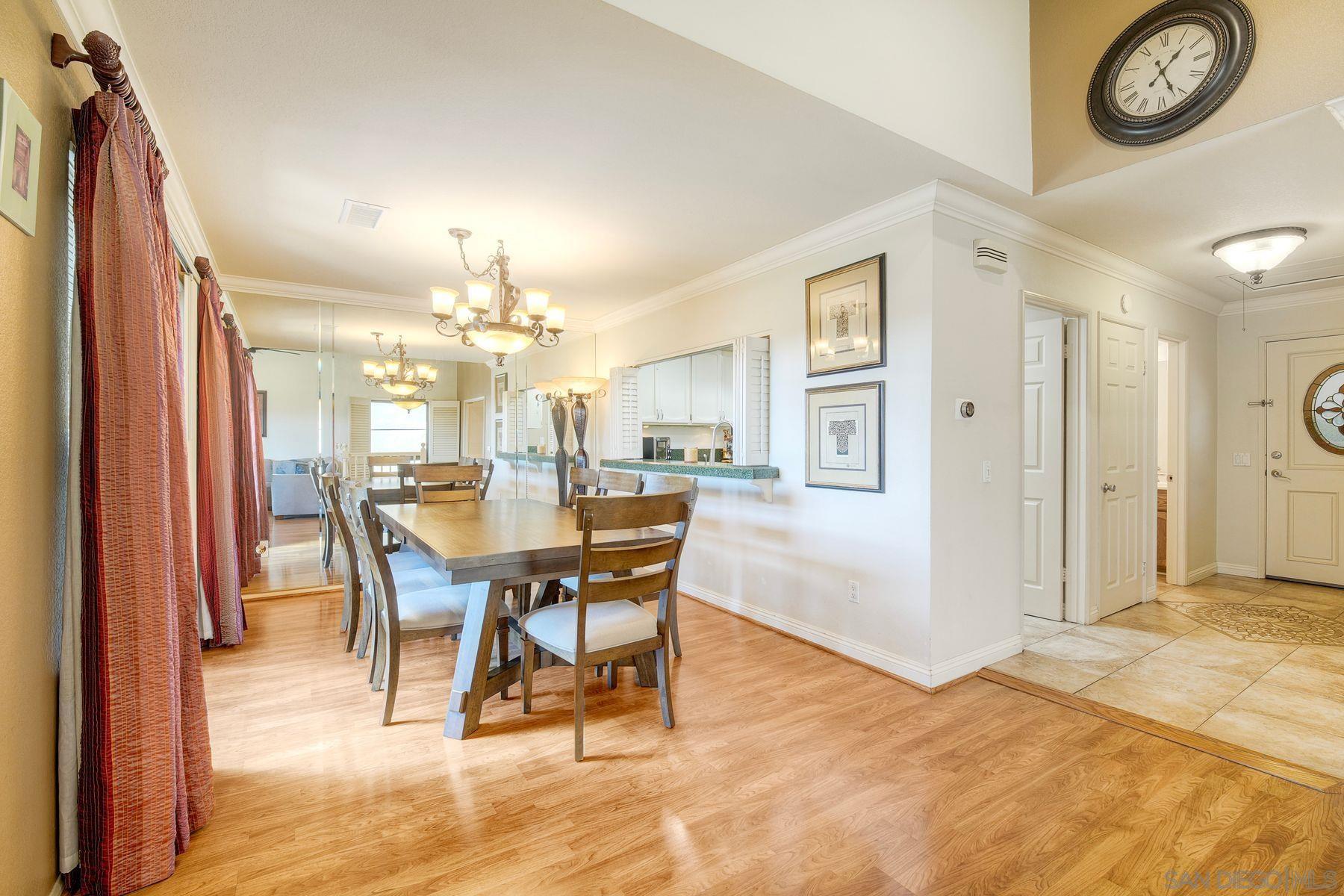 Detail Gallery Image 8 of 65 For 629  Concerto Gln, Escondido,  CA 92025 - 3 Beds | 2/1 Baths