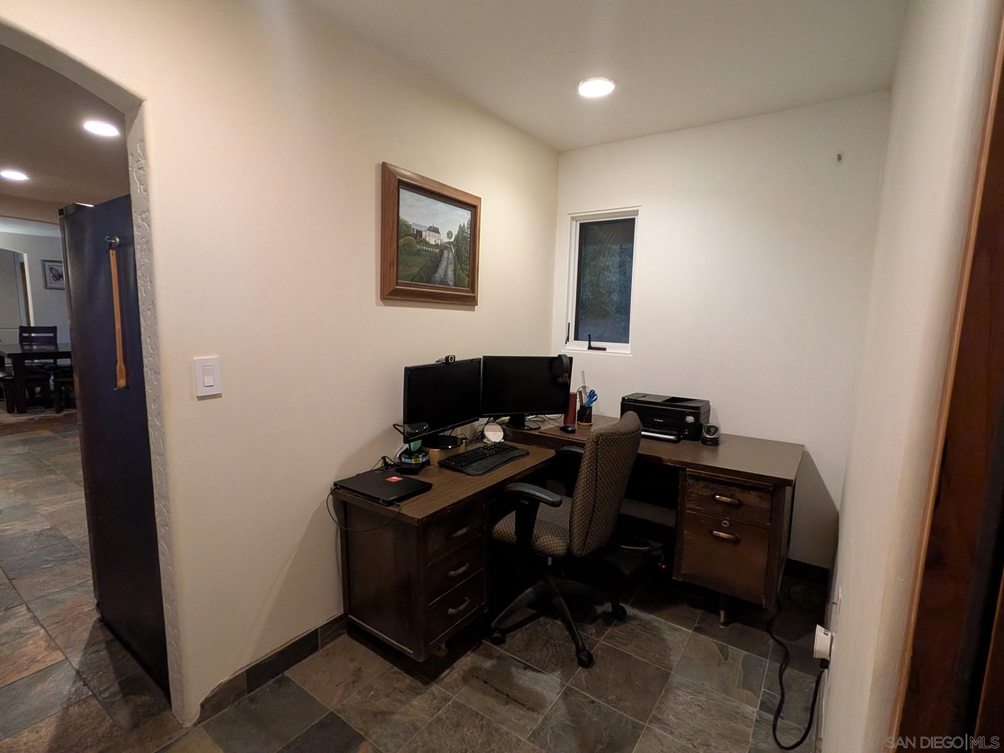 Detail Gallery Image 23 of 42 For 26327 N Broadway, Escondido,  CA 92026 - 3 Beds | 2 Baths