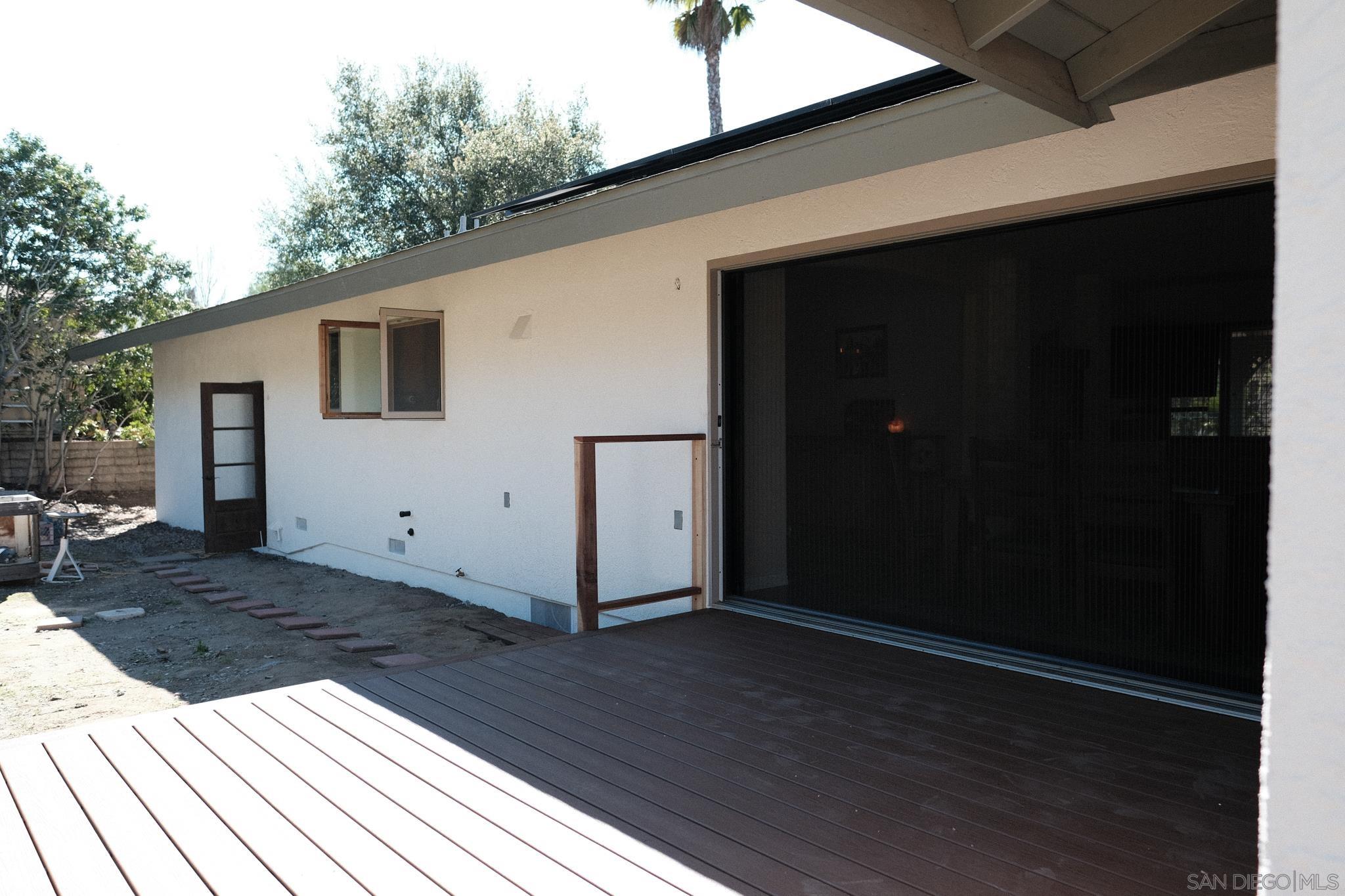 Detail Gallery Image 25 of 42 For 26327 N Broadway, Escondido,  CA 92026 - 3 Beds | 2 Baths