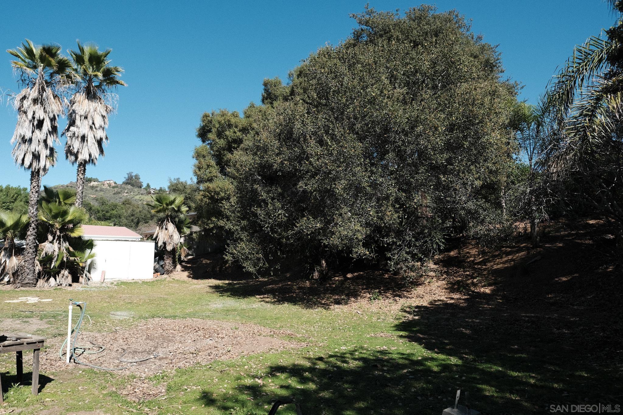 Detail Gallery Image 28 of 42 For 26327 N Broadway, Escondido,  CA 92026 - 3 Beds | 2 Baths